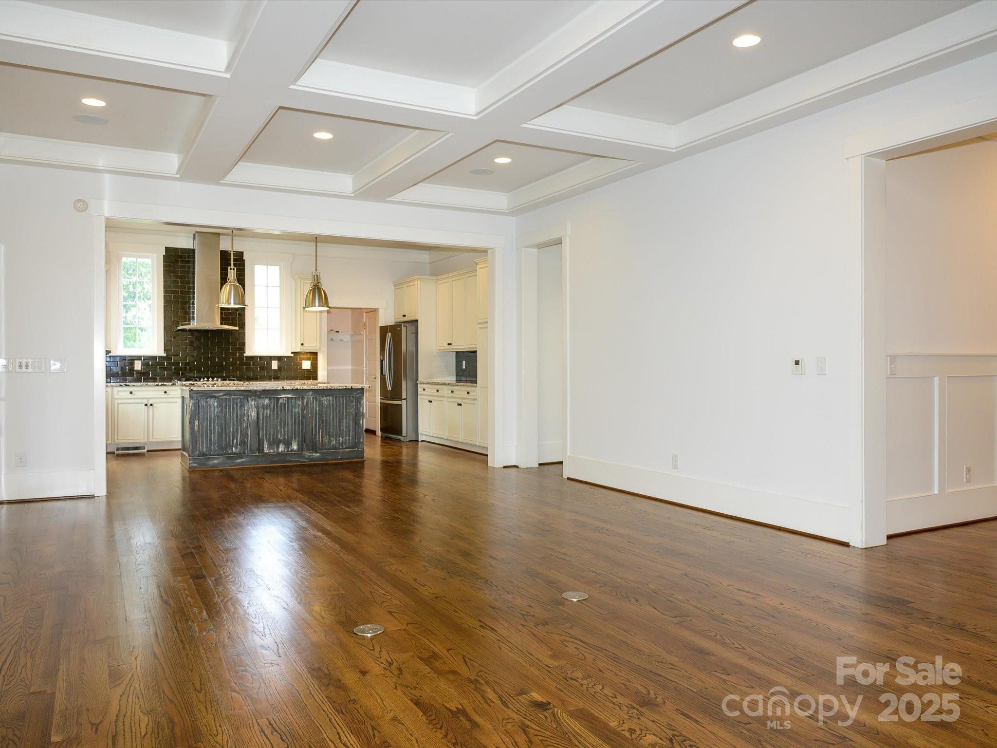 property viewer photo 12