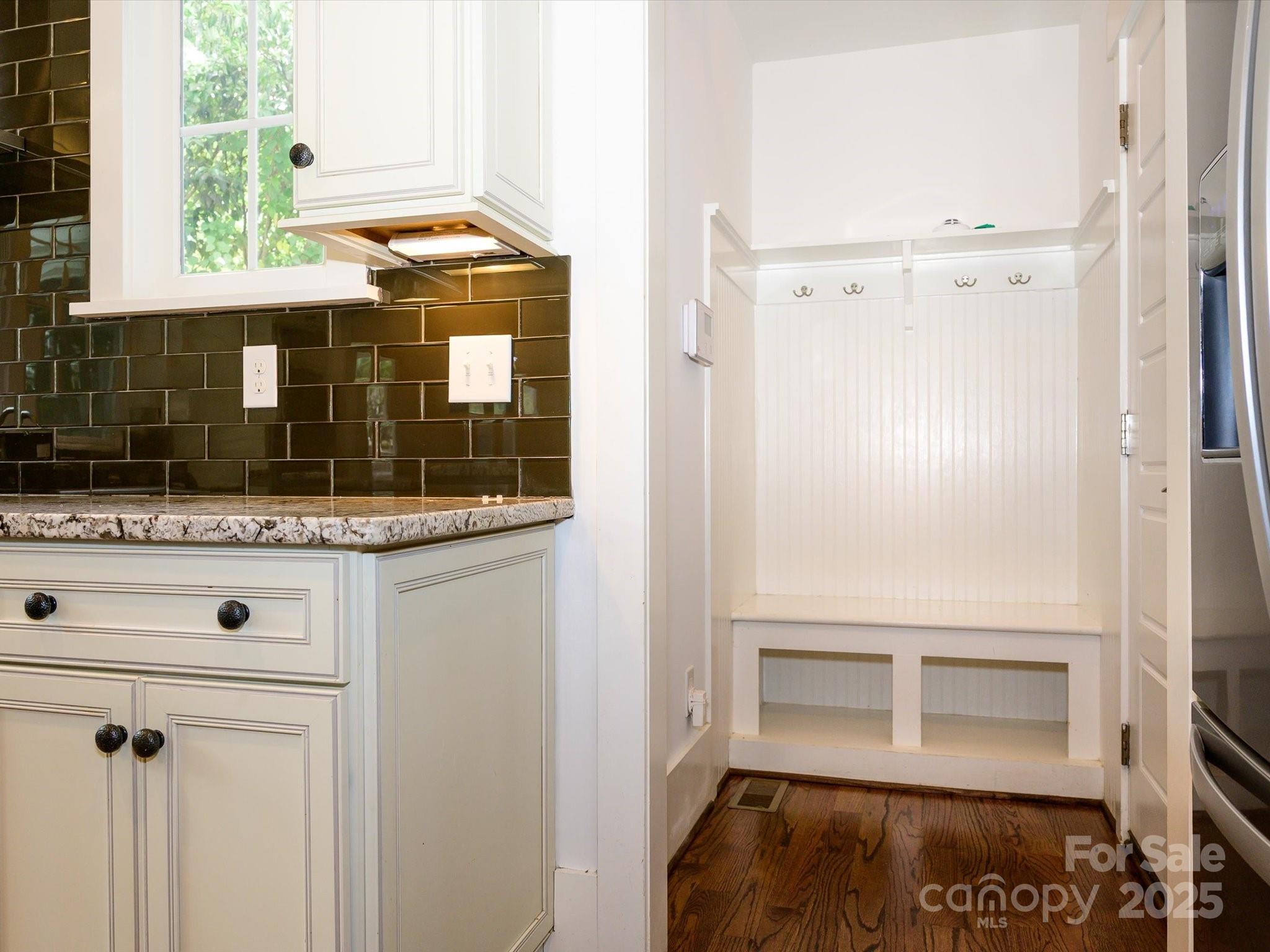 property viewer photo 19