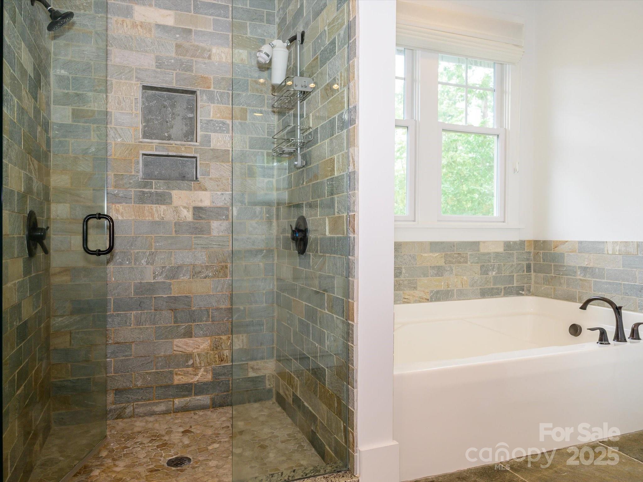 property viewer photo 29