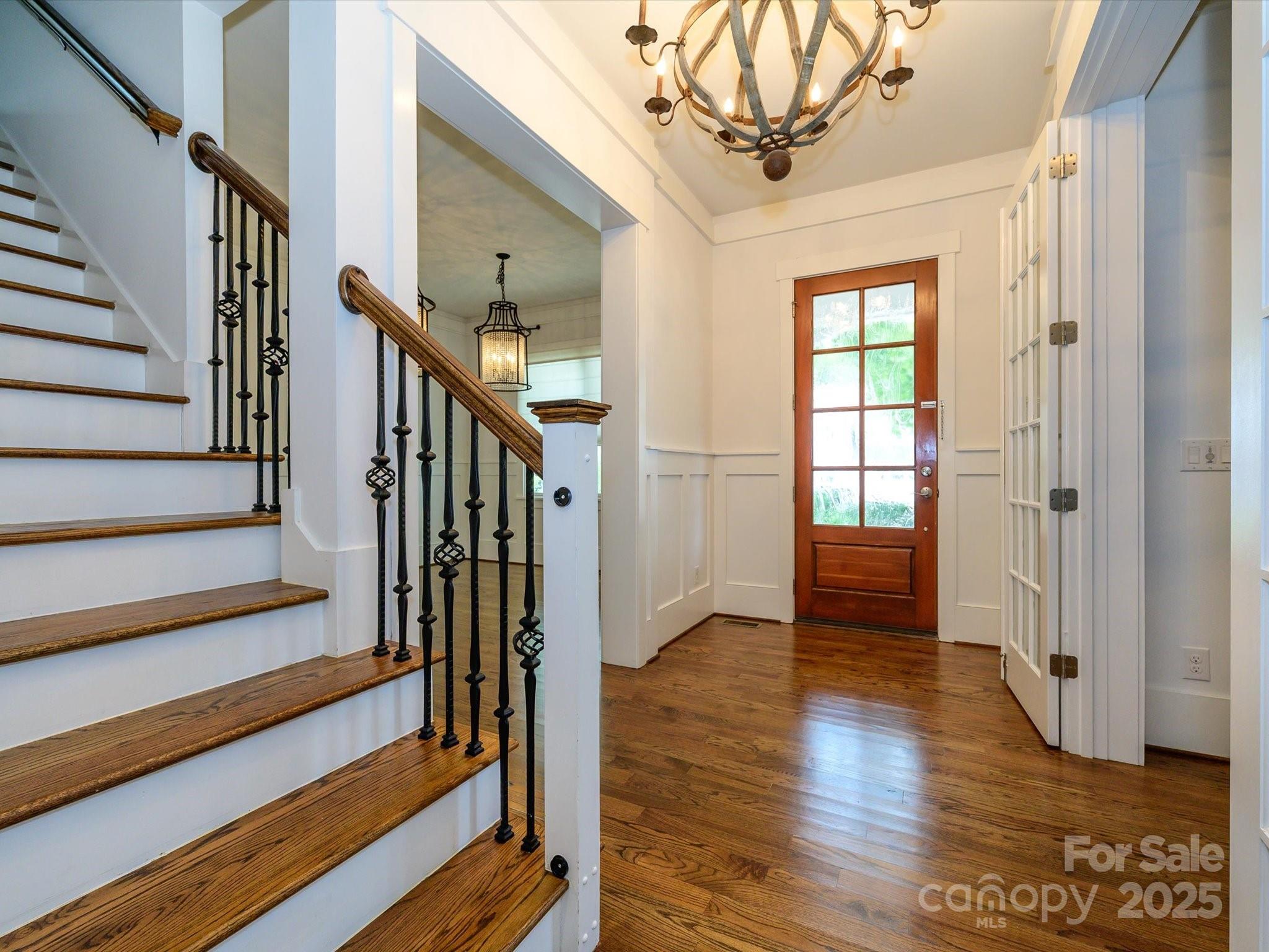 property viewer photo 3
