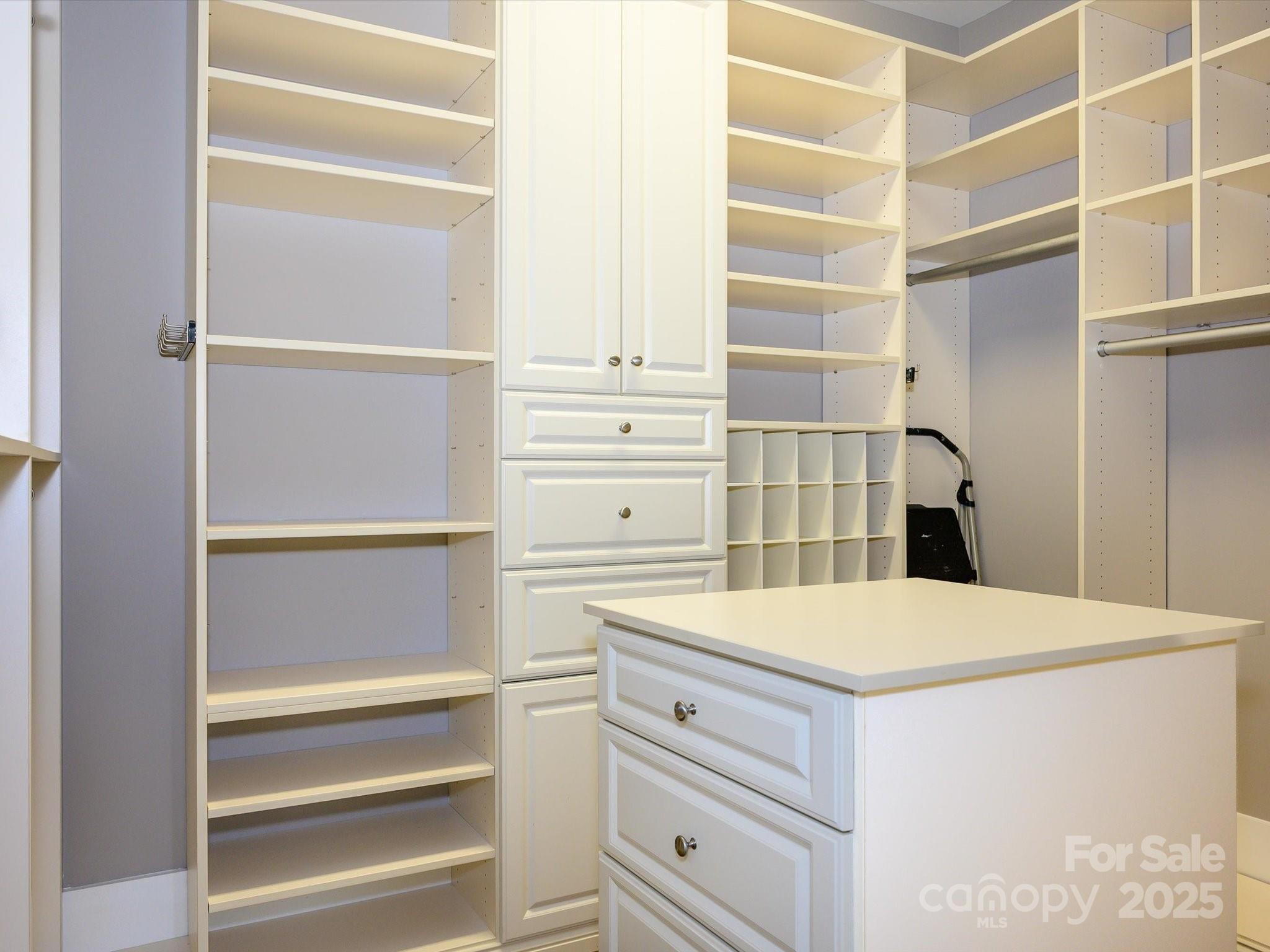property viewer photo 30