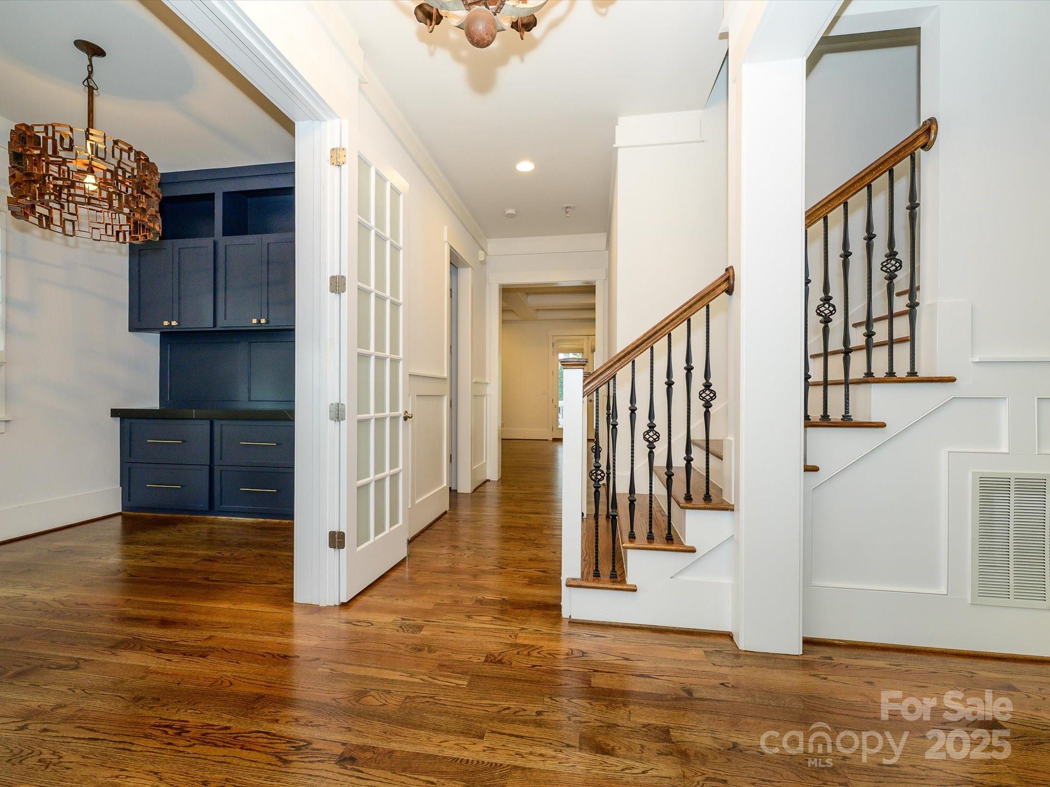 property viewer photo 4