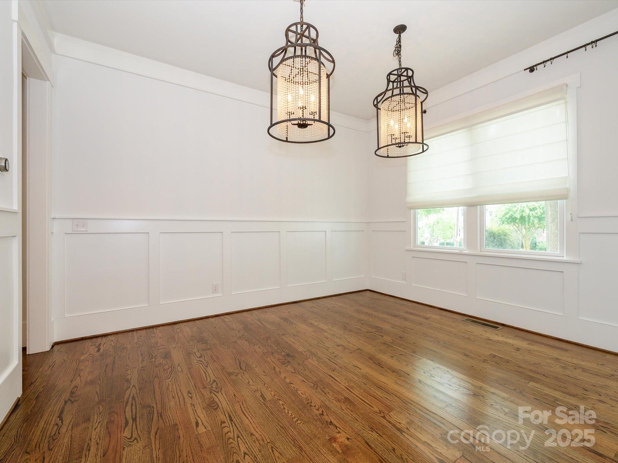 property viewer photo 8