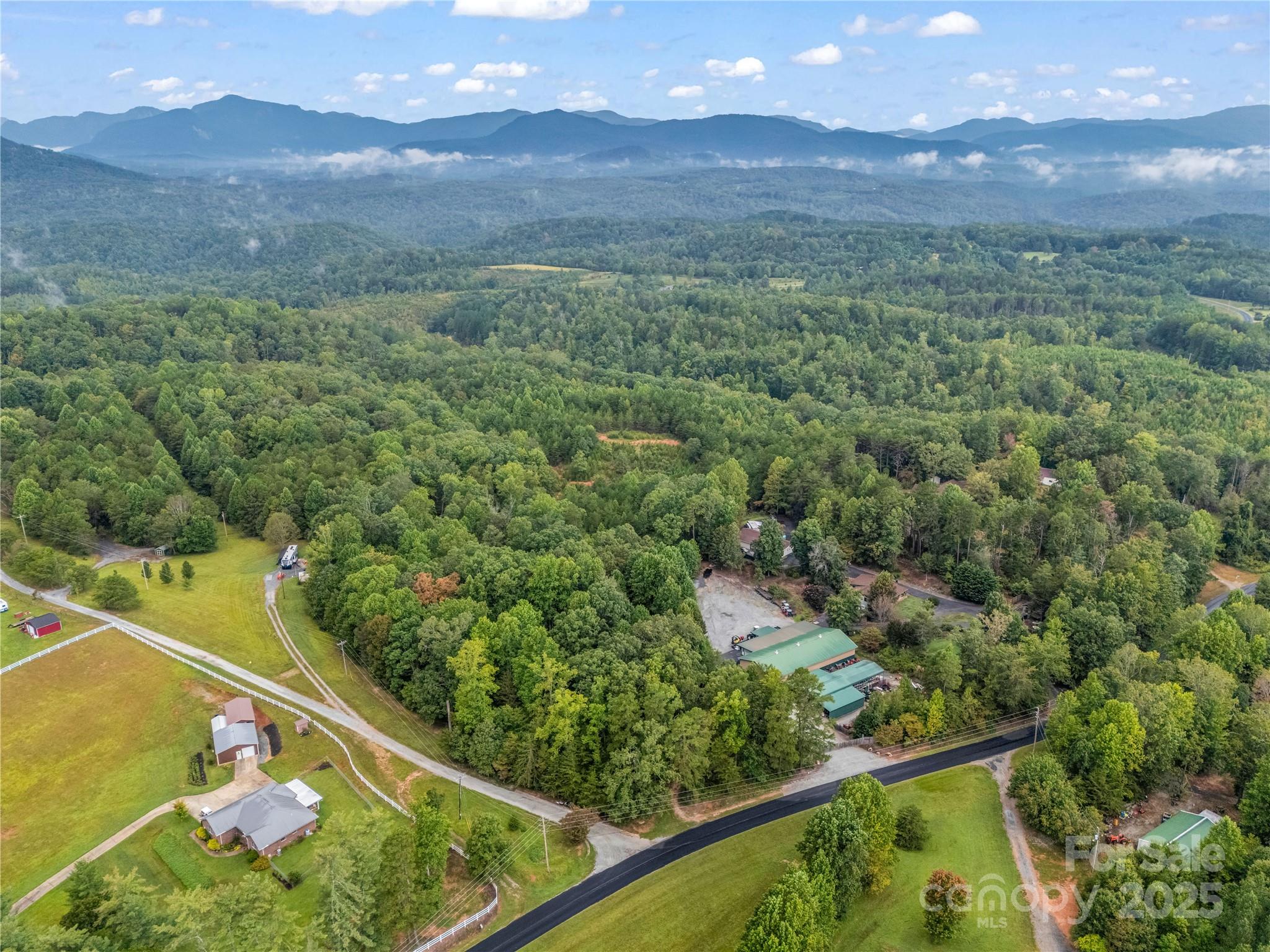 main property photo 27