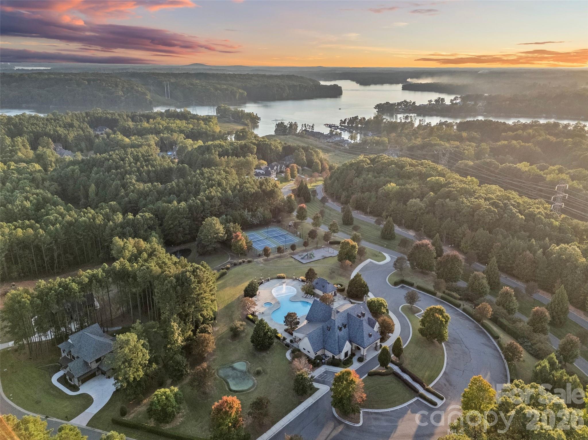 main property photo 40