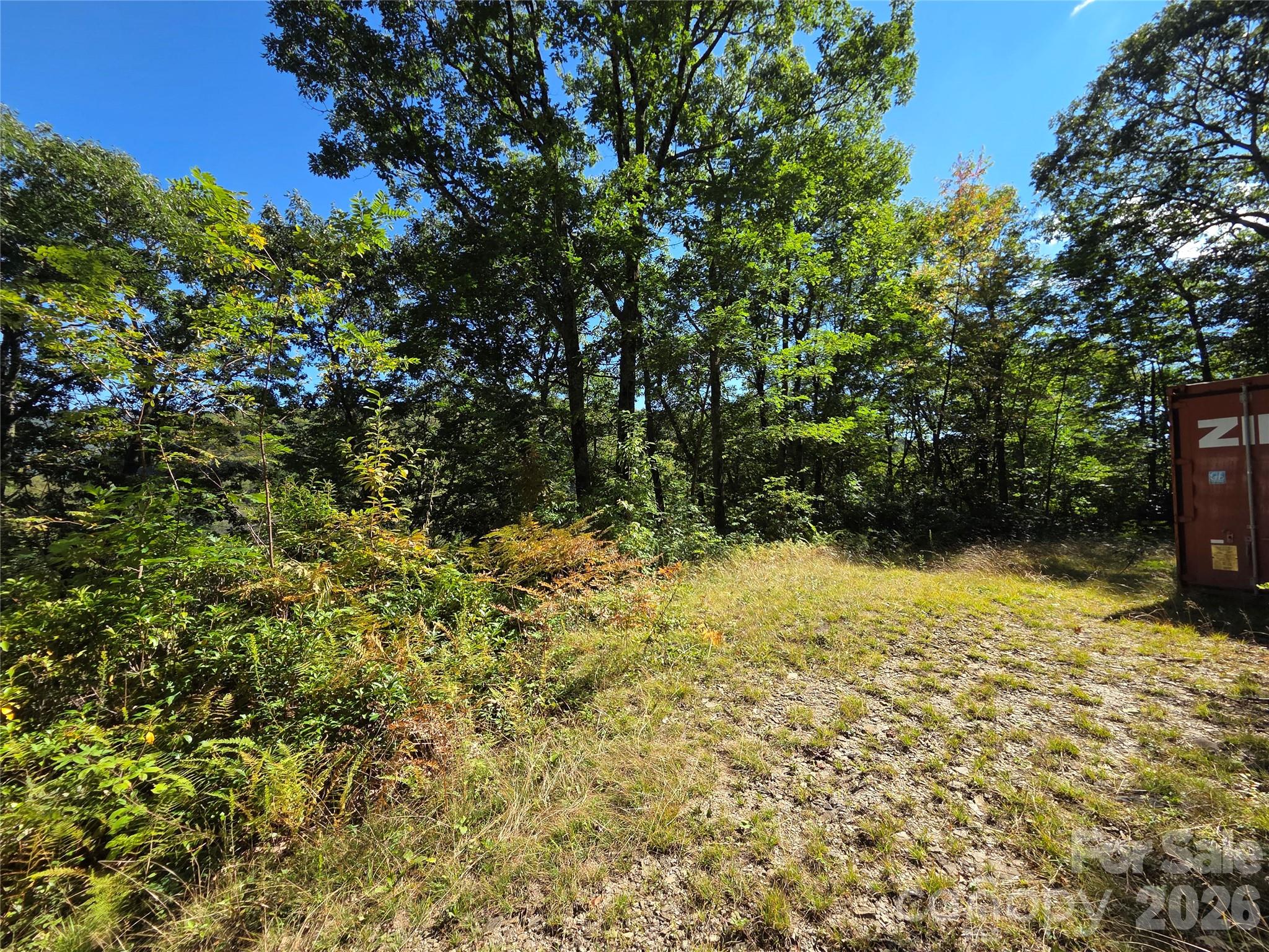 main property photo 11
