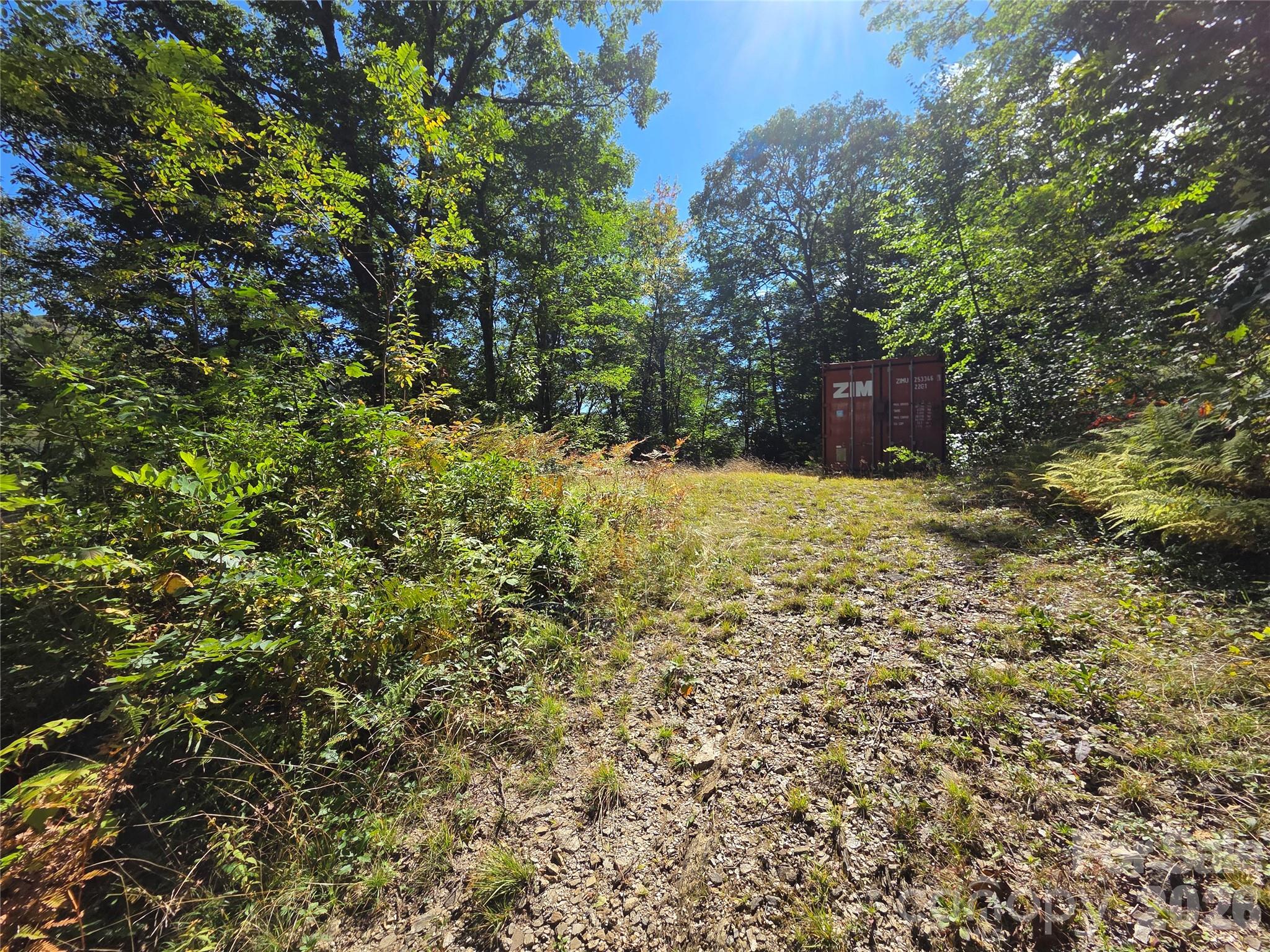 main property photo 20