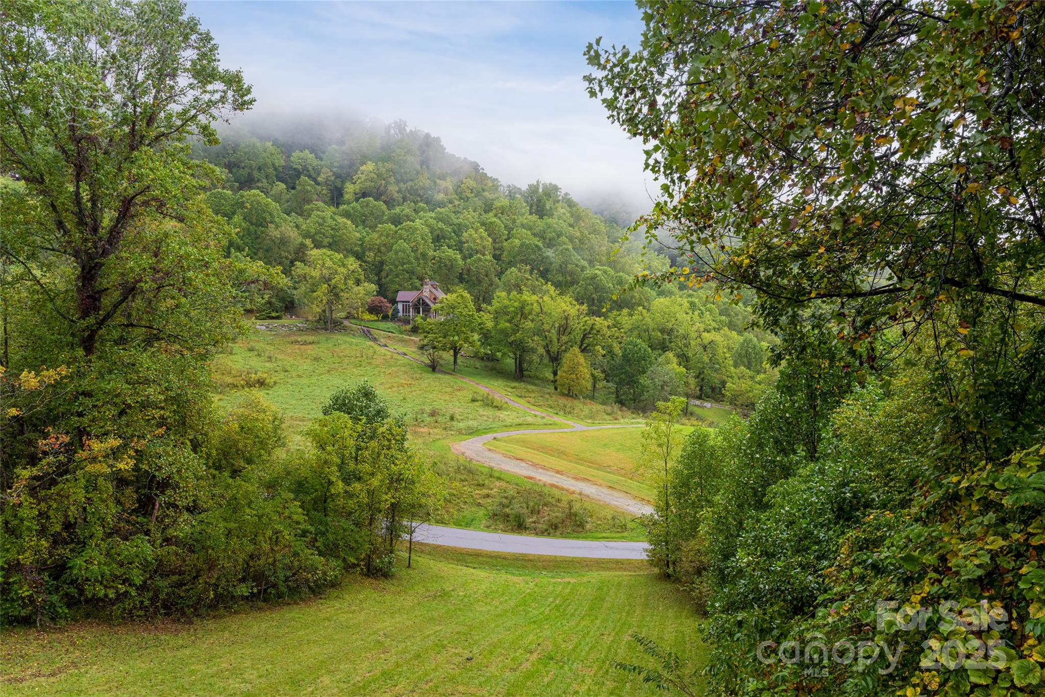 main property photo 40