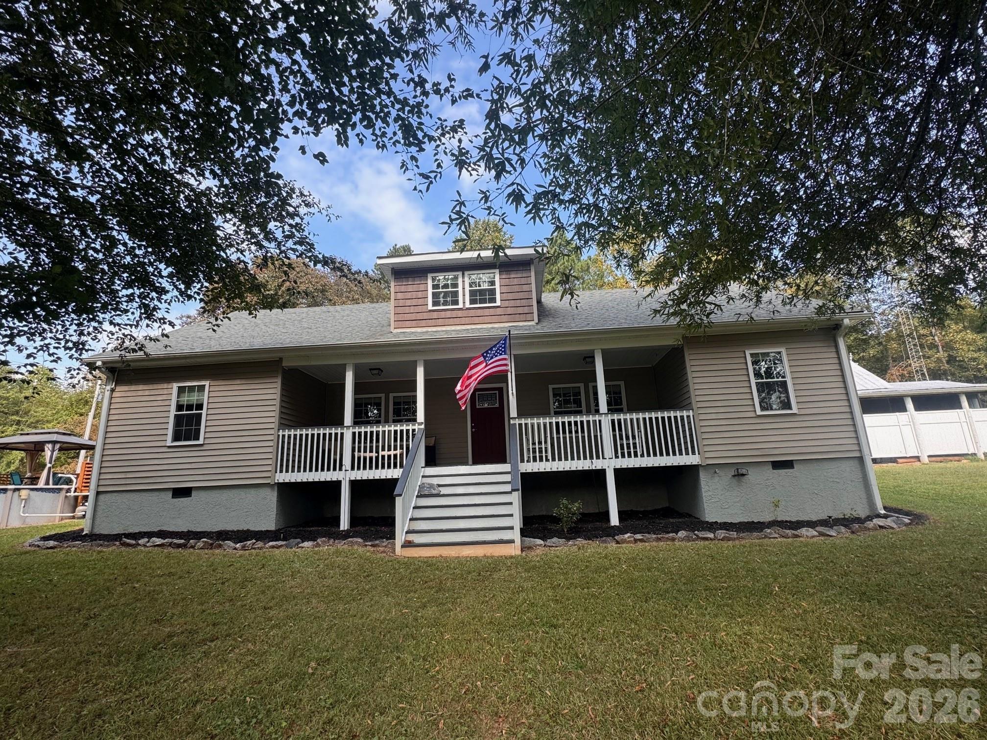 property viewer photo 1