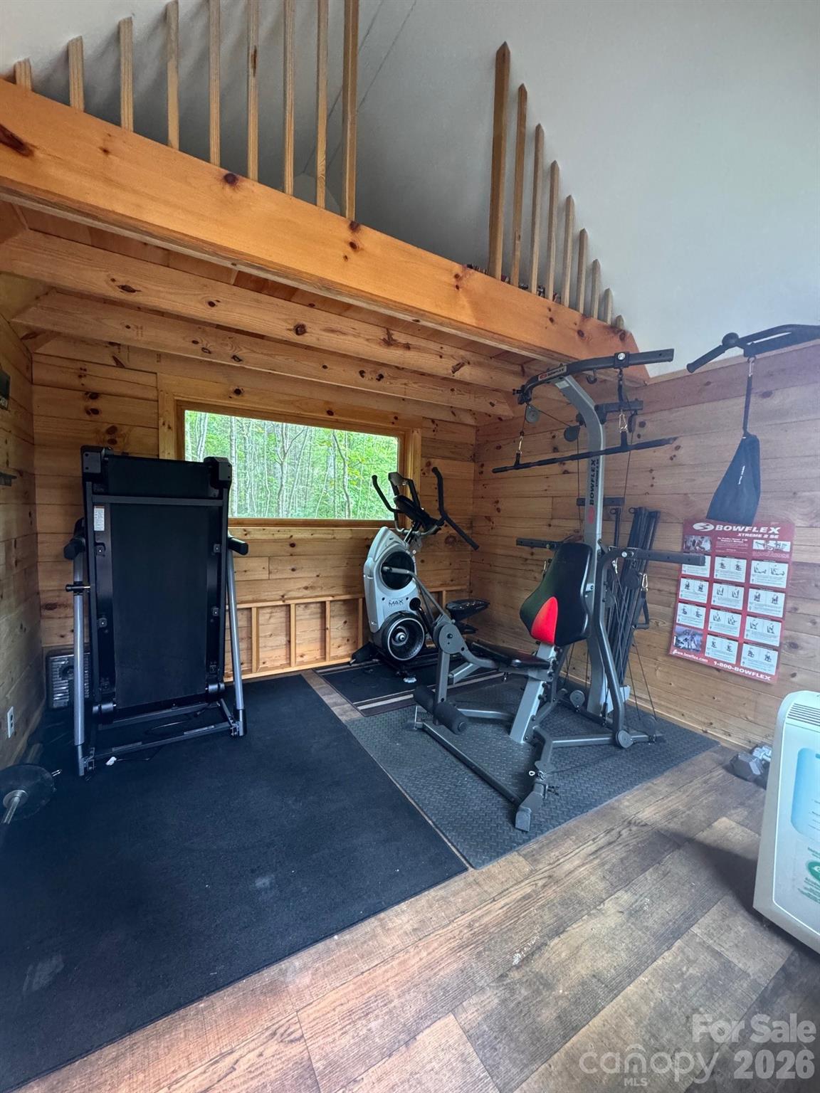property viewer photo 25