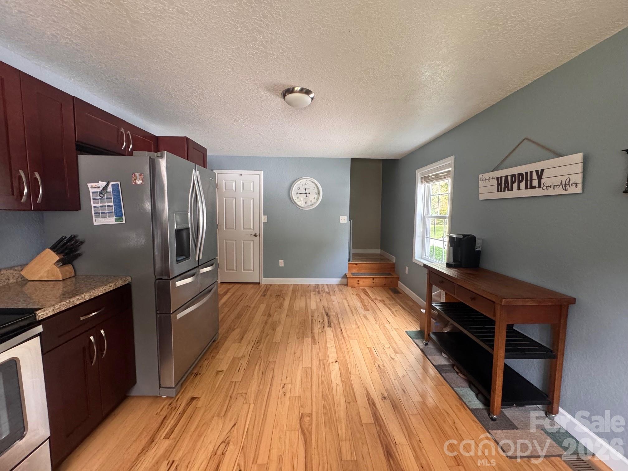 property viewer photo 27