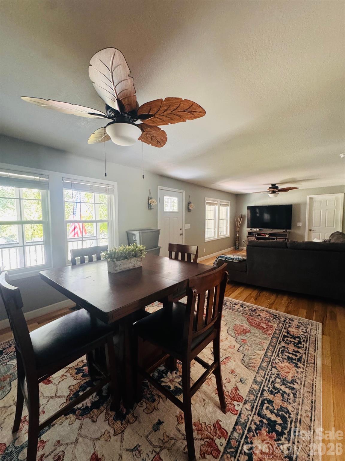 property viewer photo 28