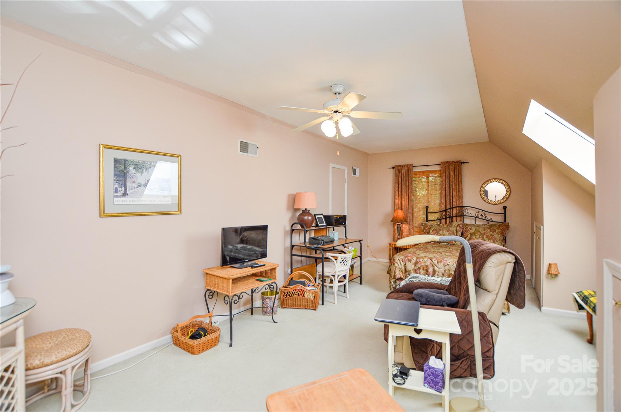 property viewer photo 21