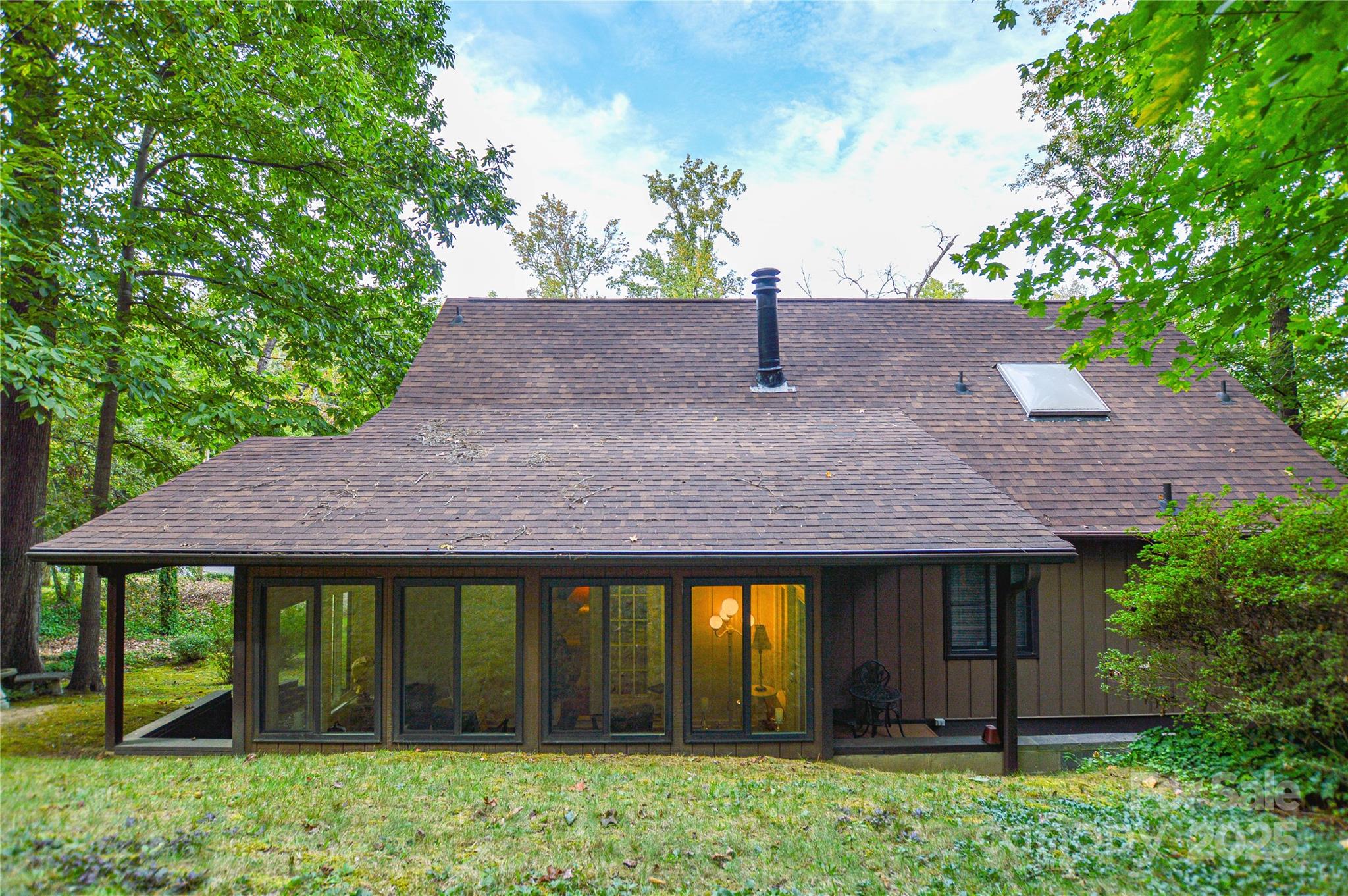 property viewer photo 23