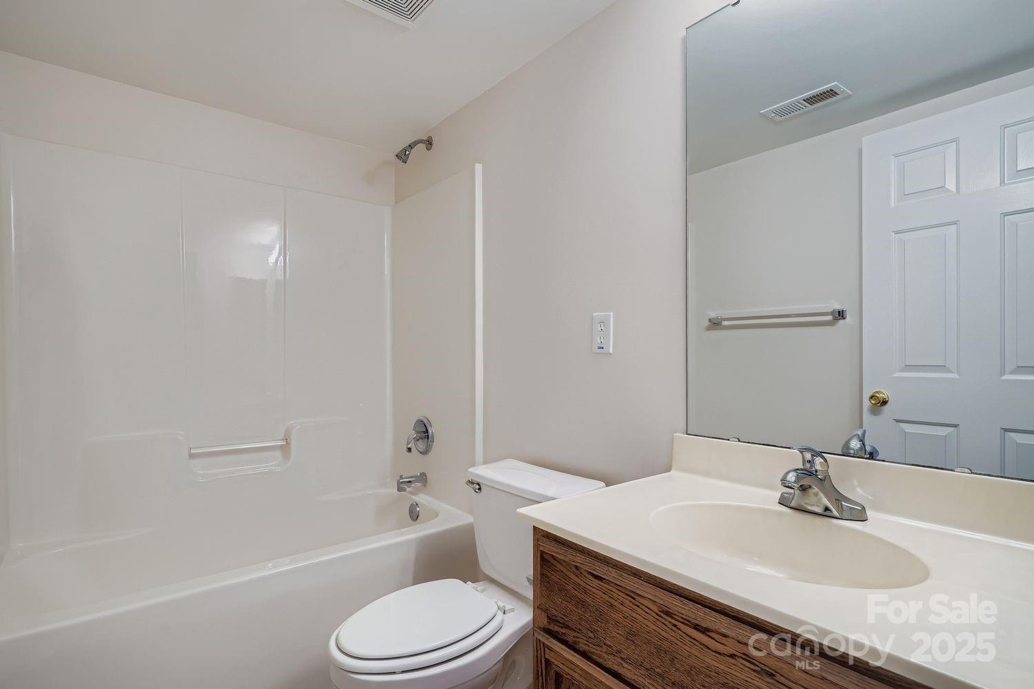 property viewer photo 5