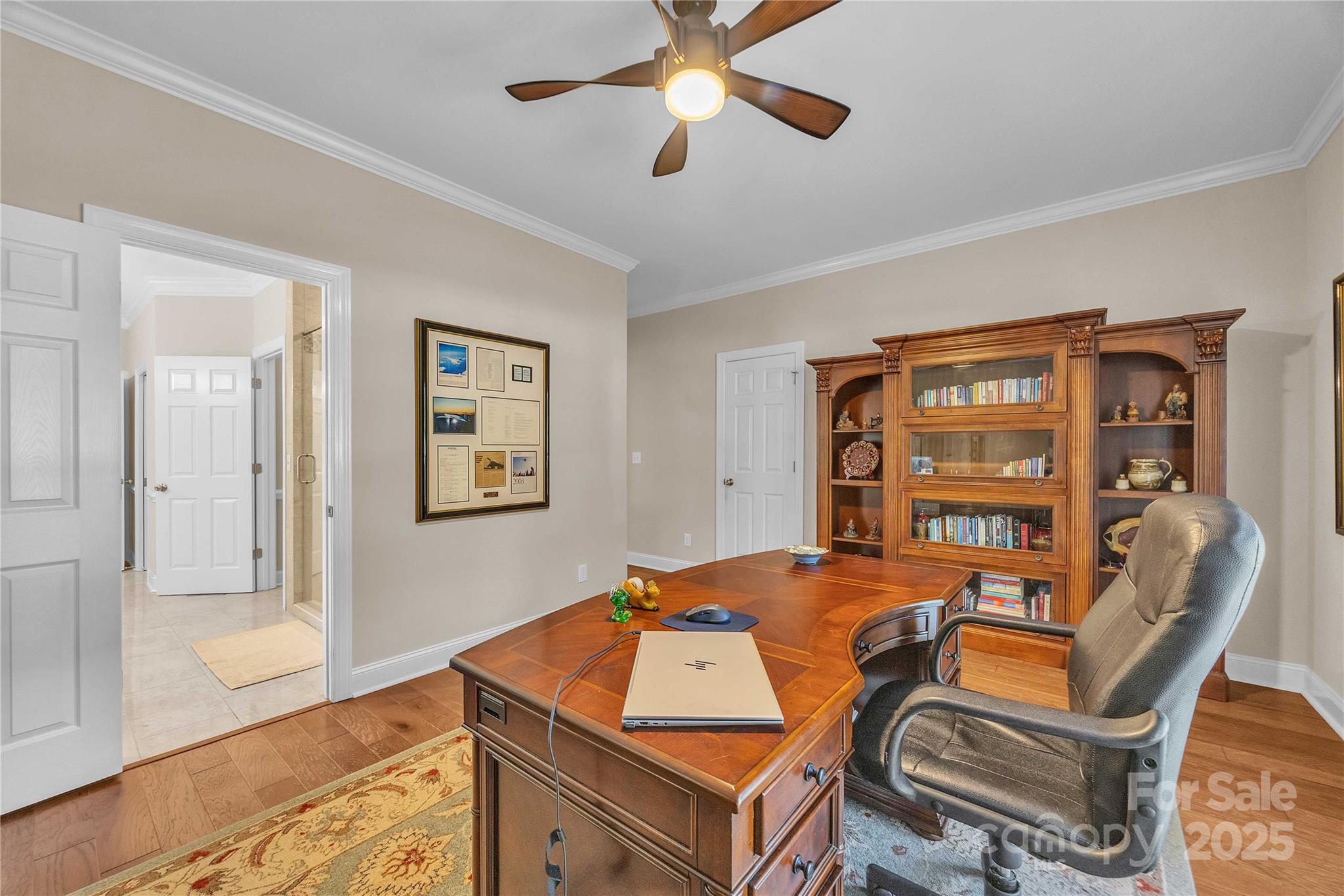 main property photo 28