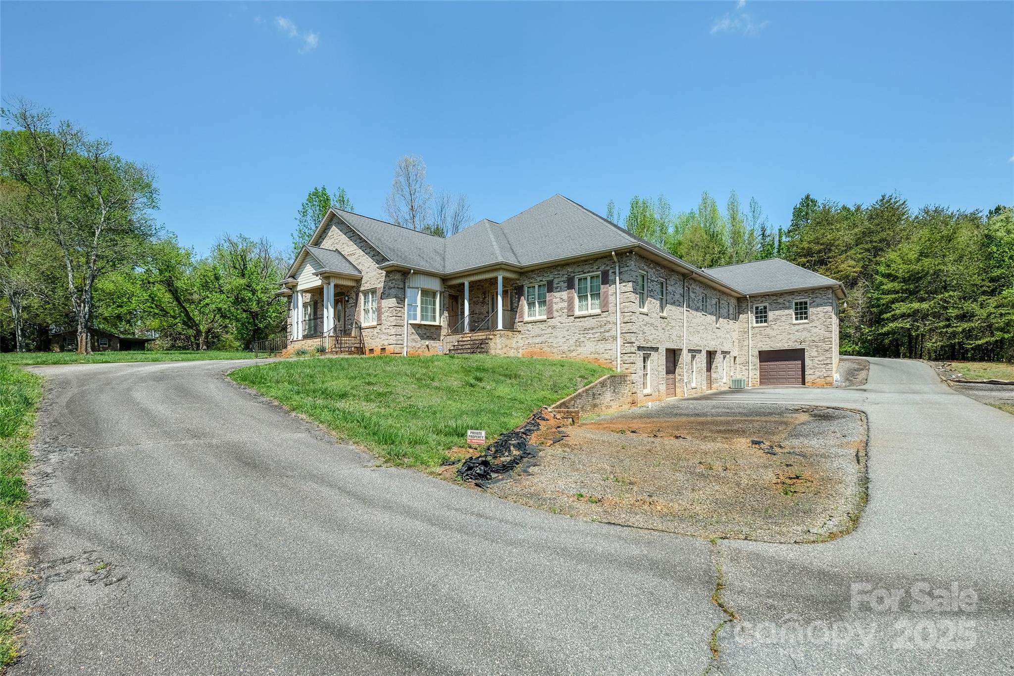 main property photo 35