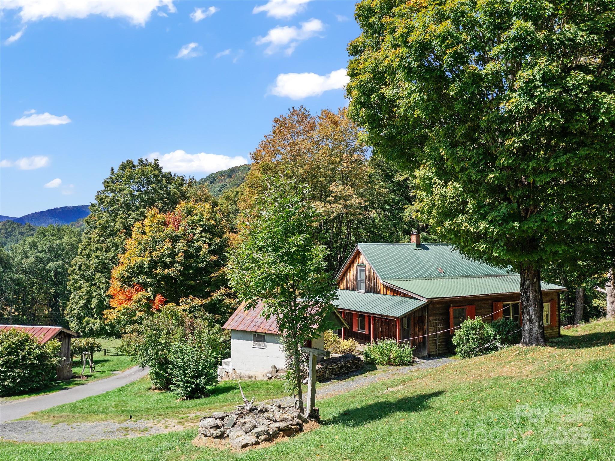 main property photo 30