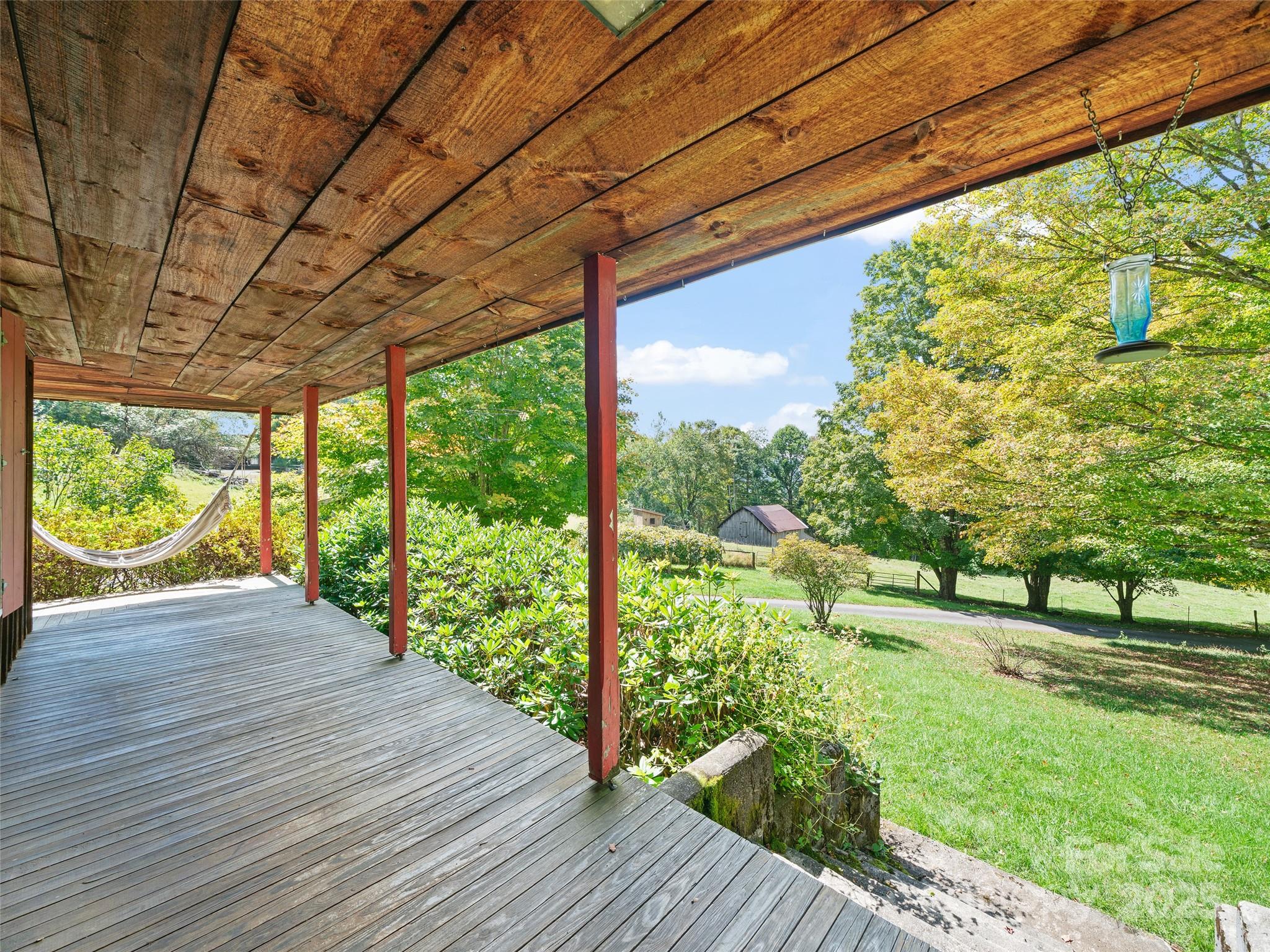main property photo 35