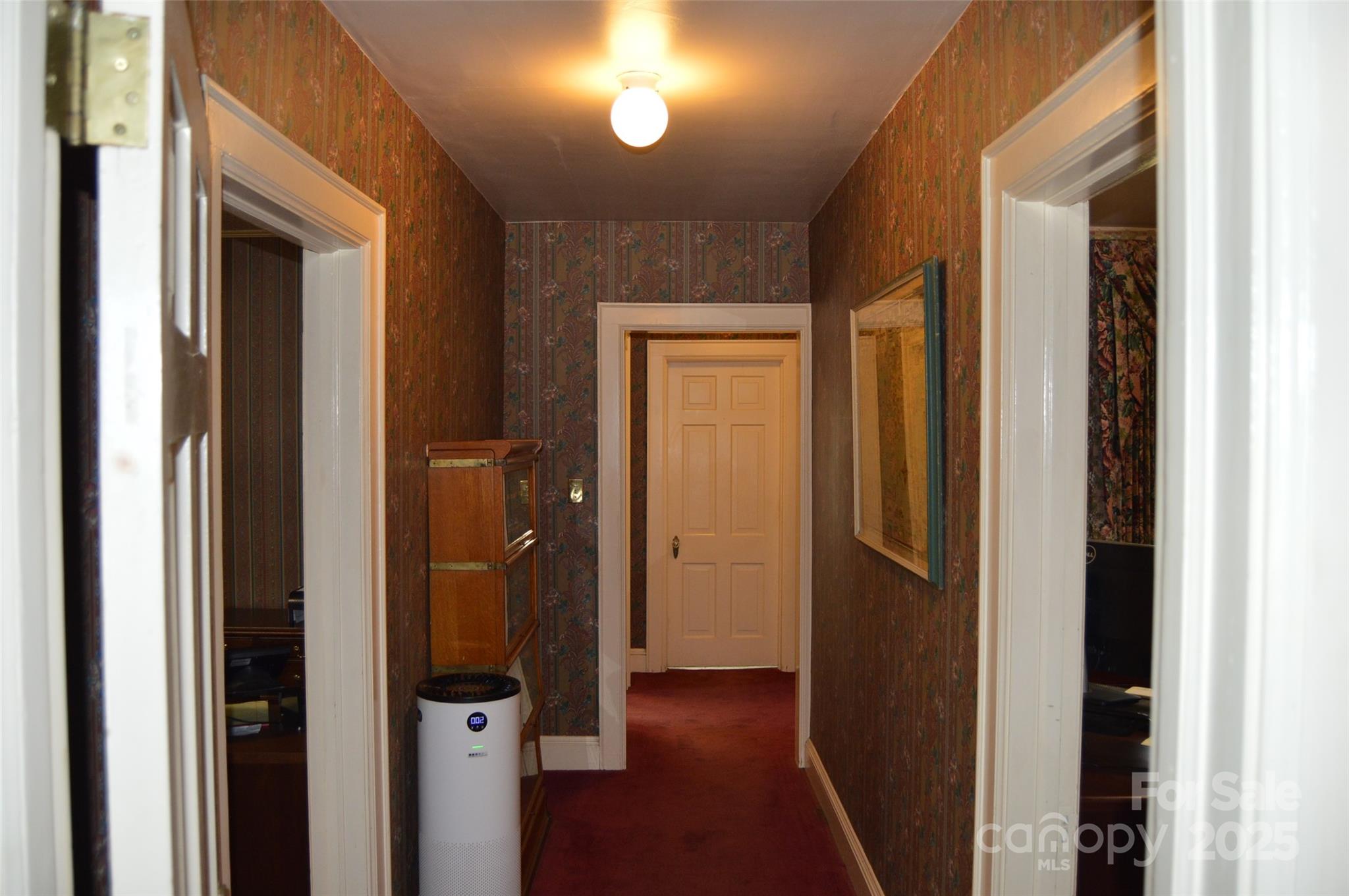 main property photo 10