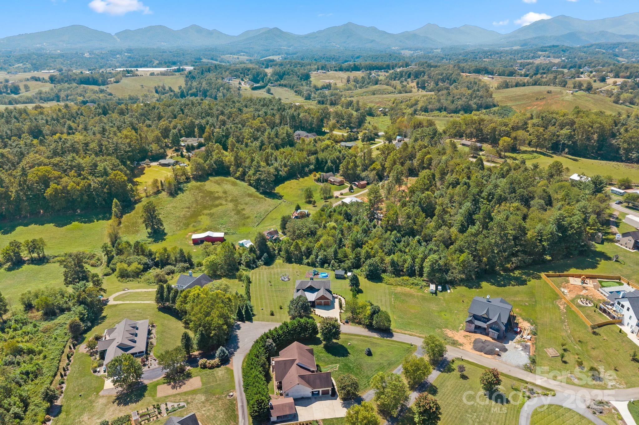 property viewer photo 47