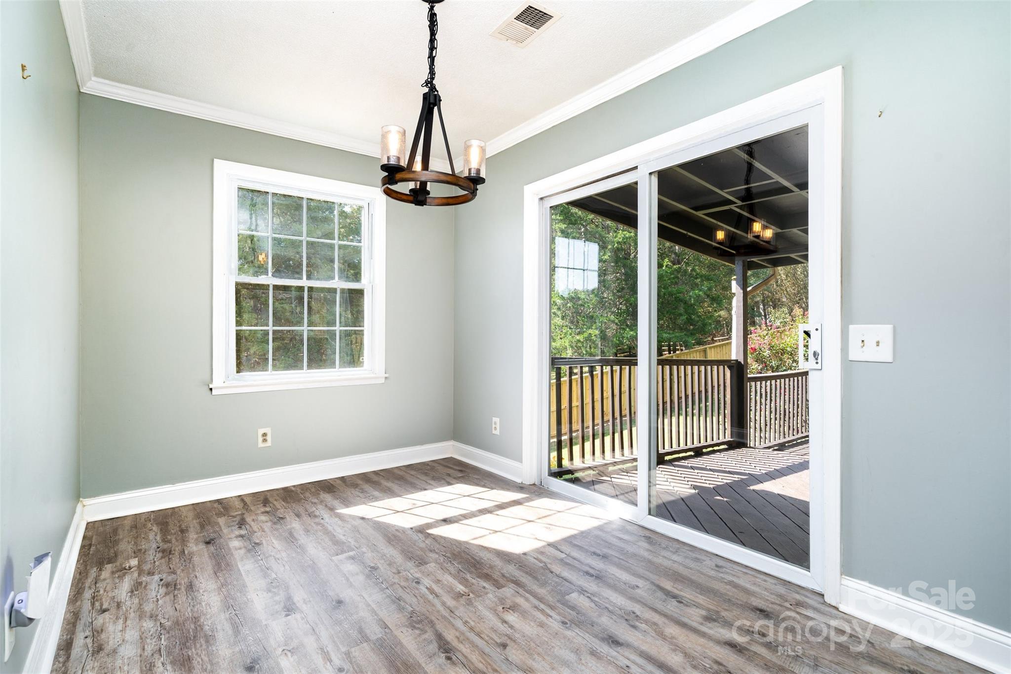 property viewer photo 14