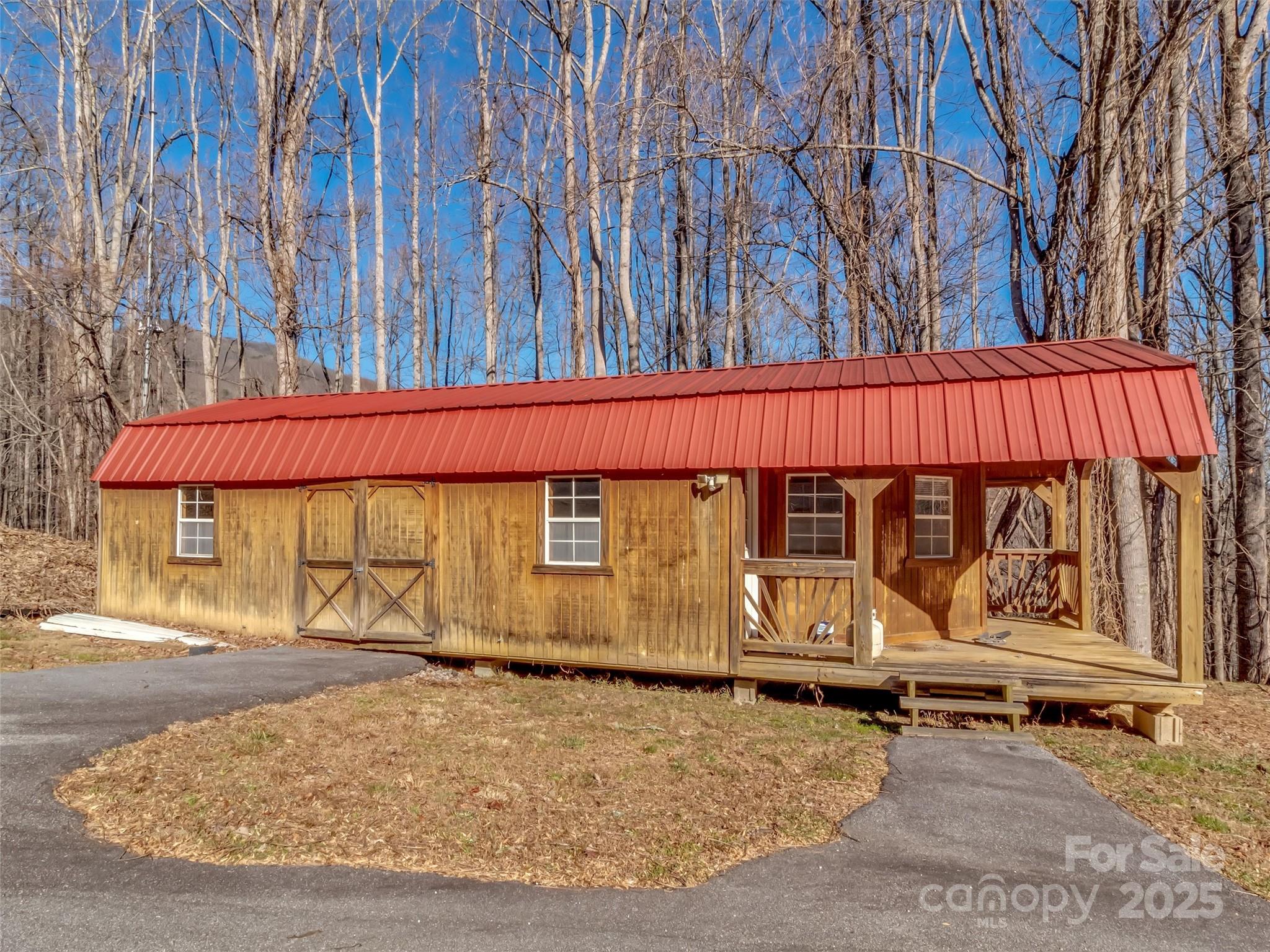 main property photo 5