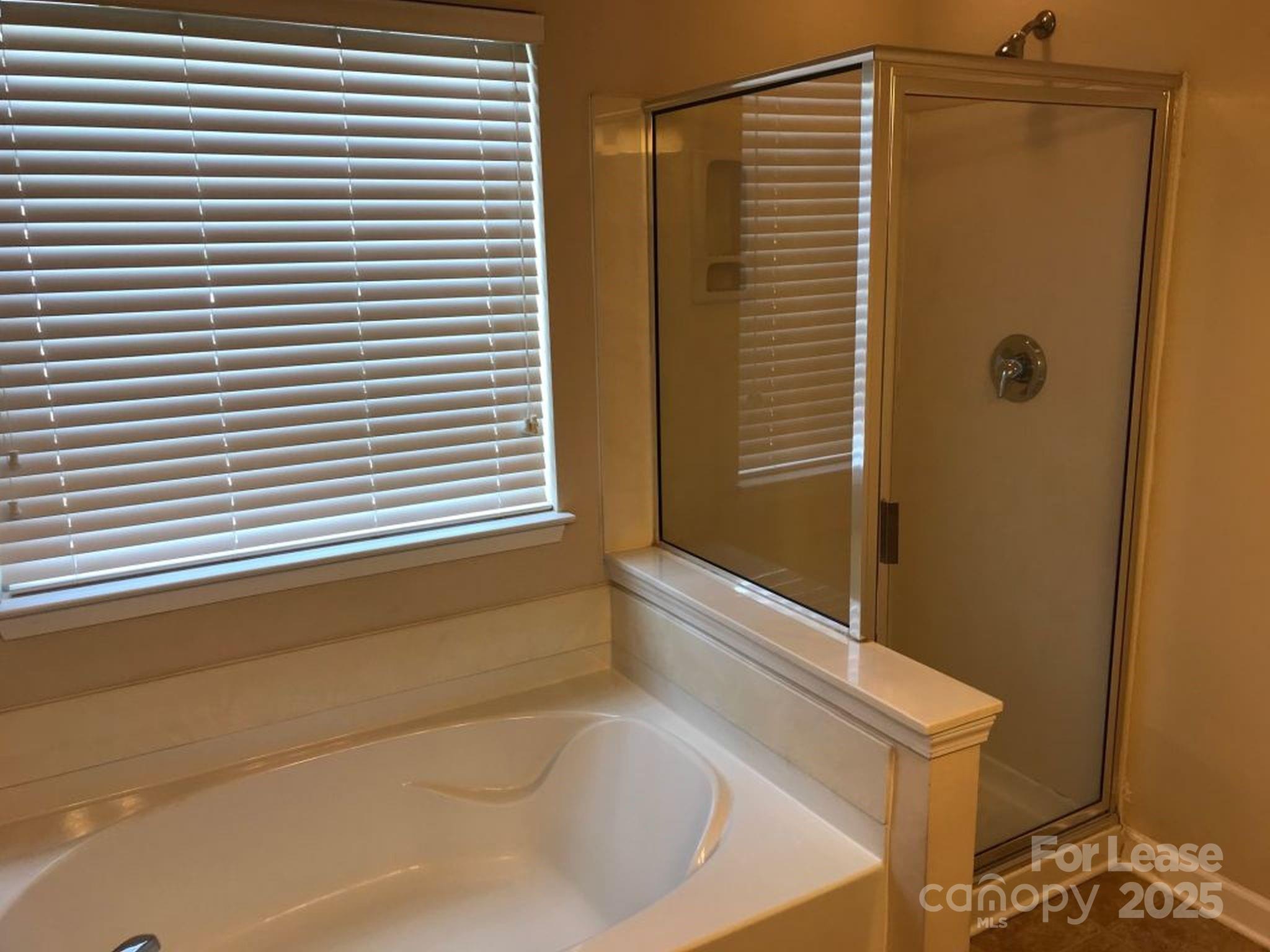 property viewer photo 19