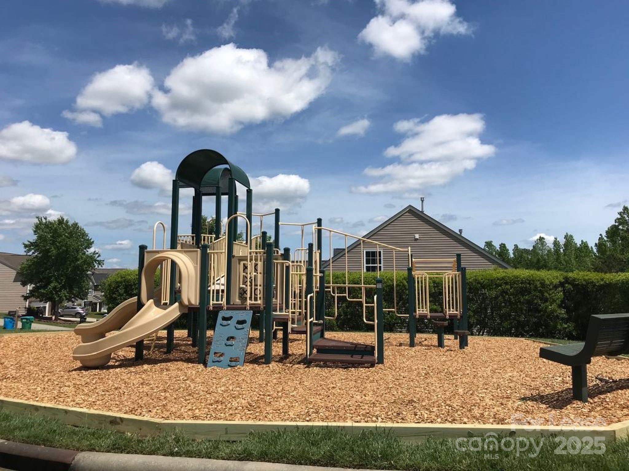 property viewer photo 32