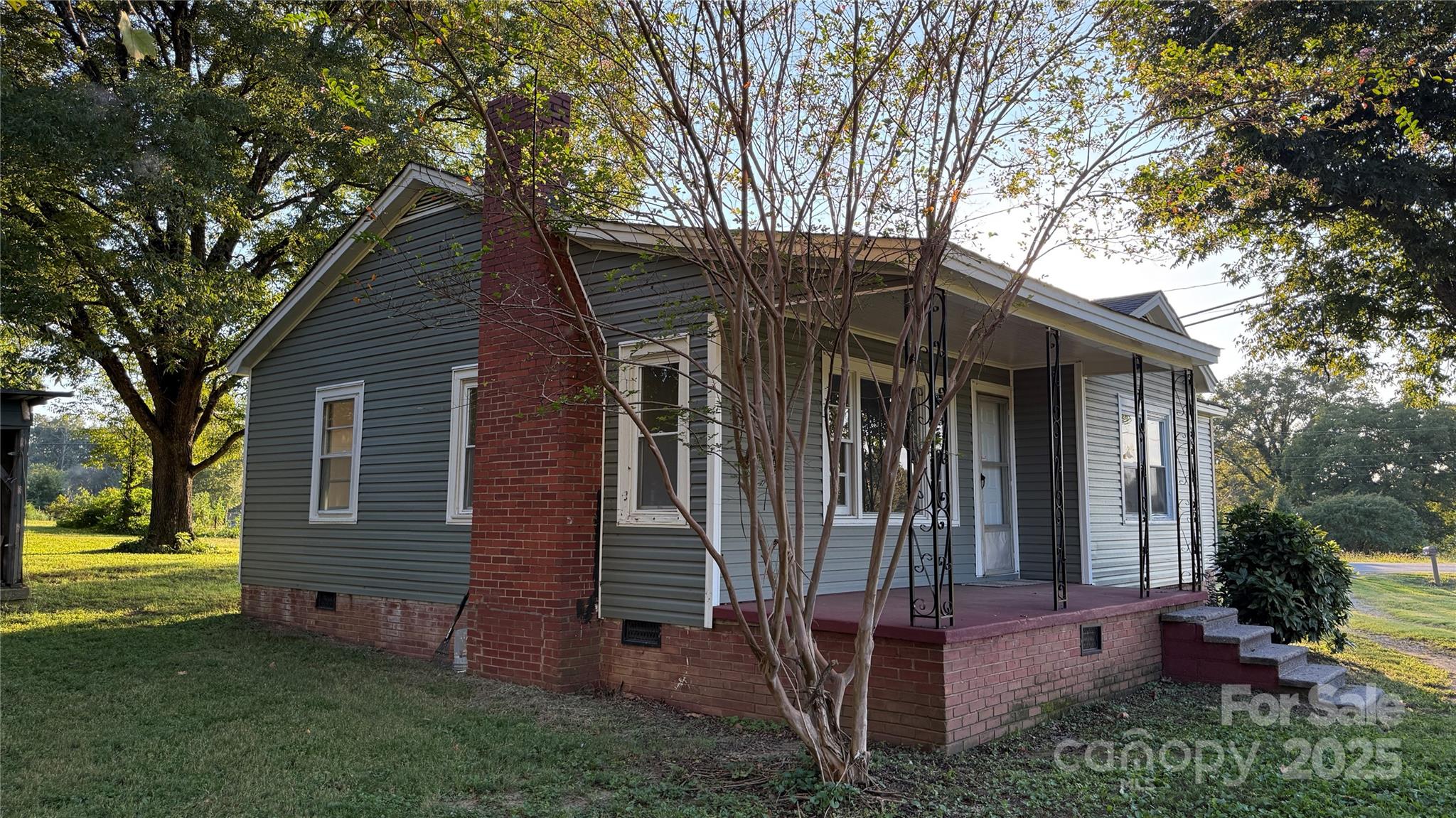 main property photo 2