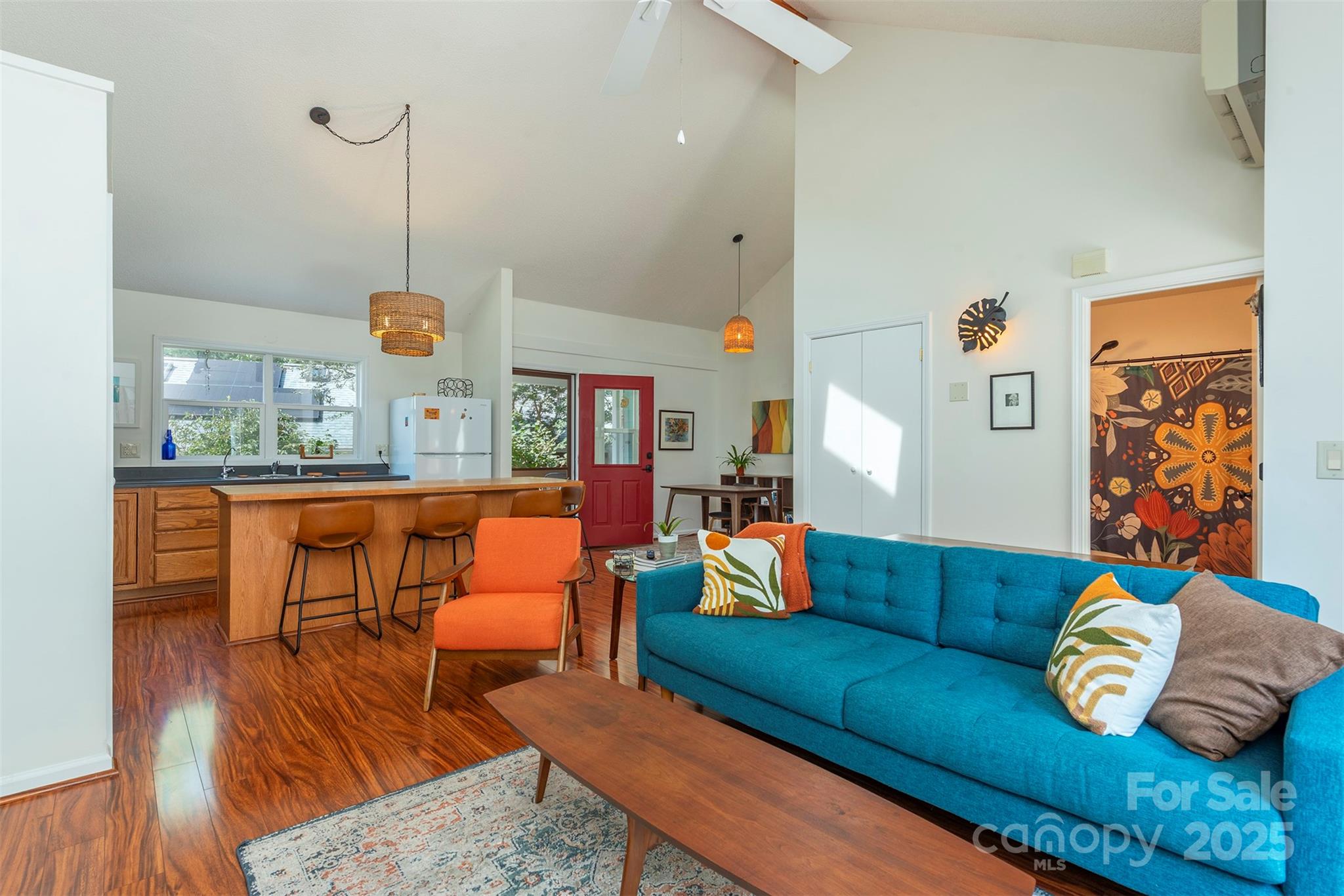 property viewer photo 11