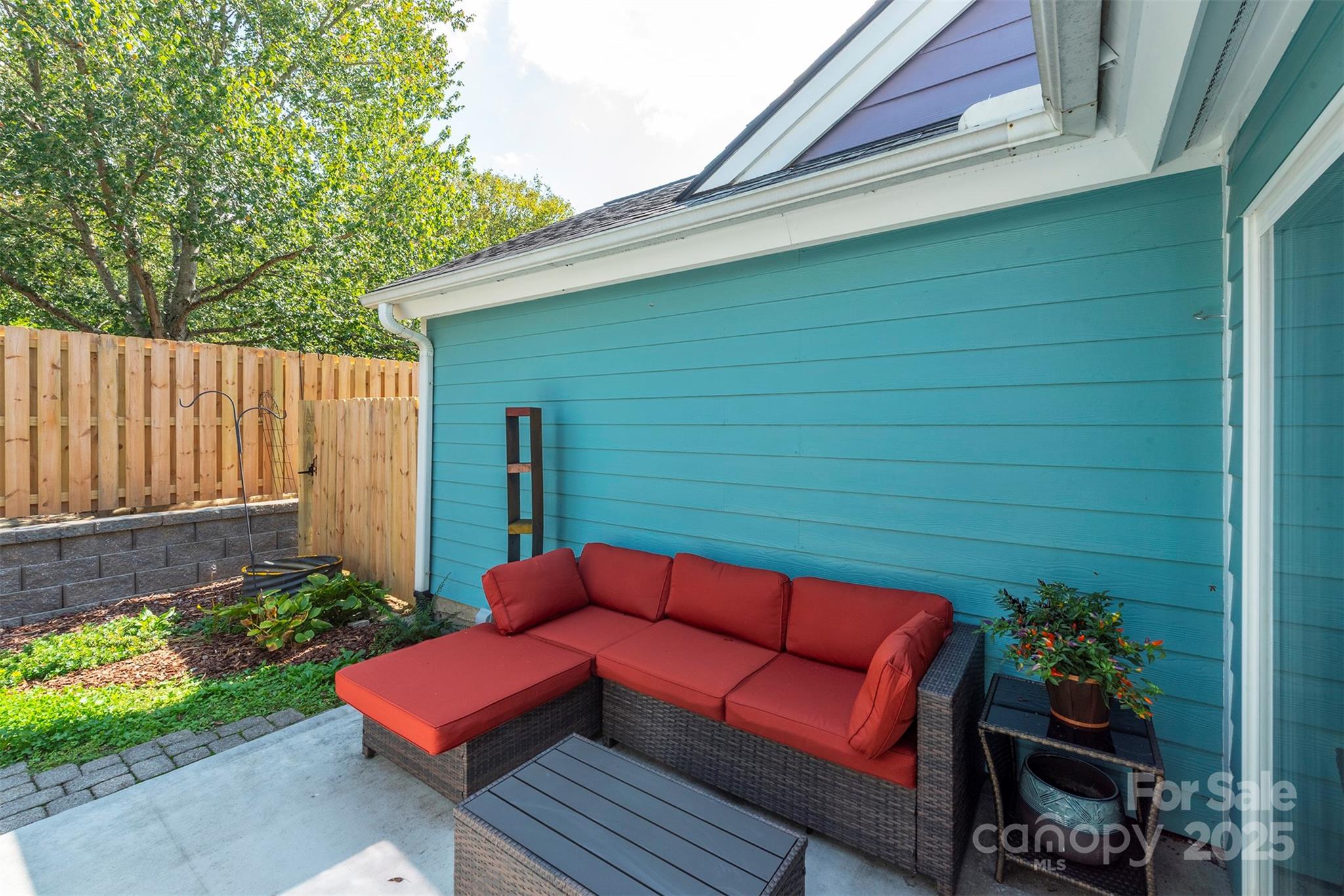 property viewer photo 22