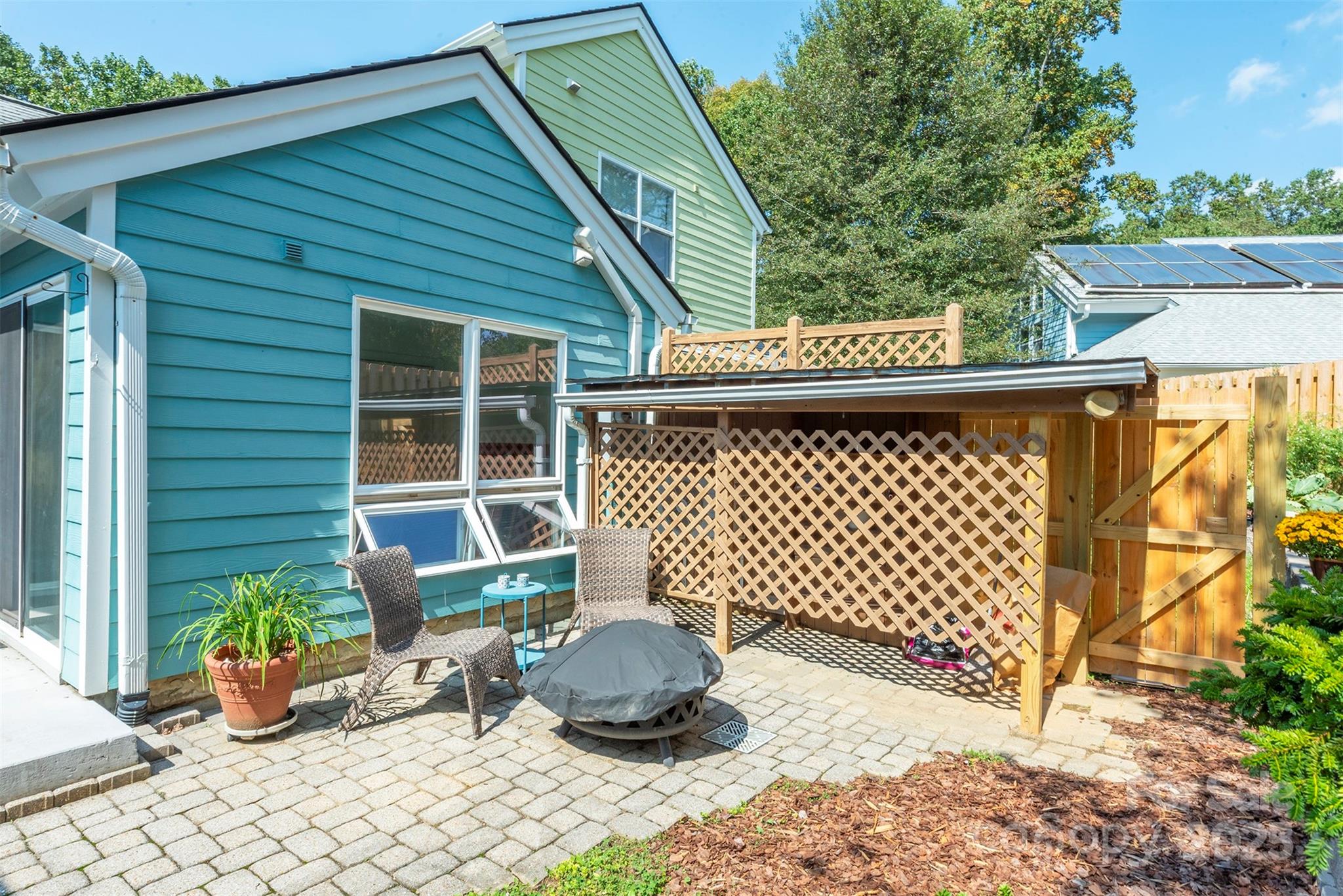 property viewer photo 30