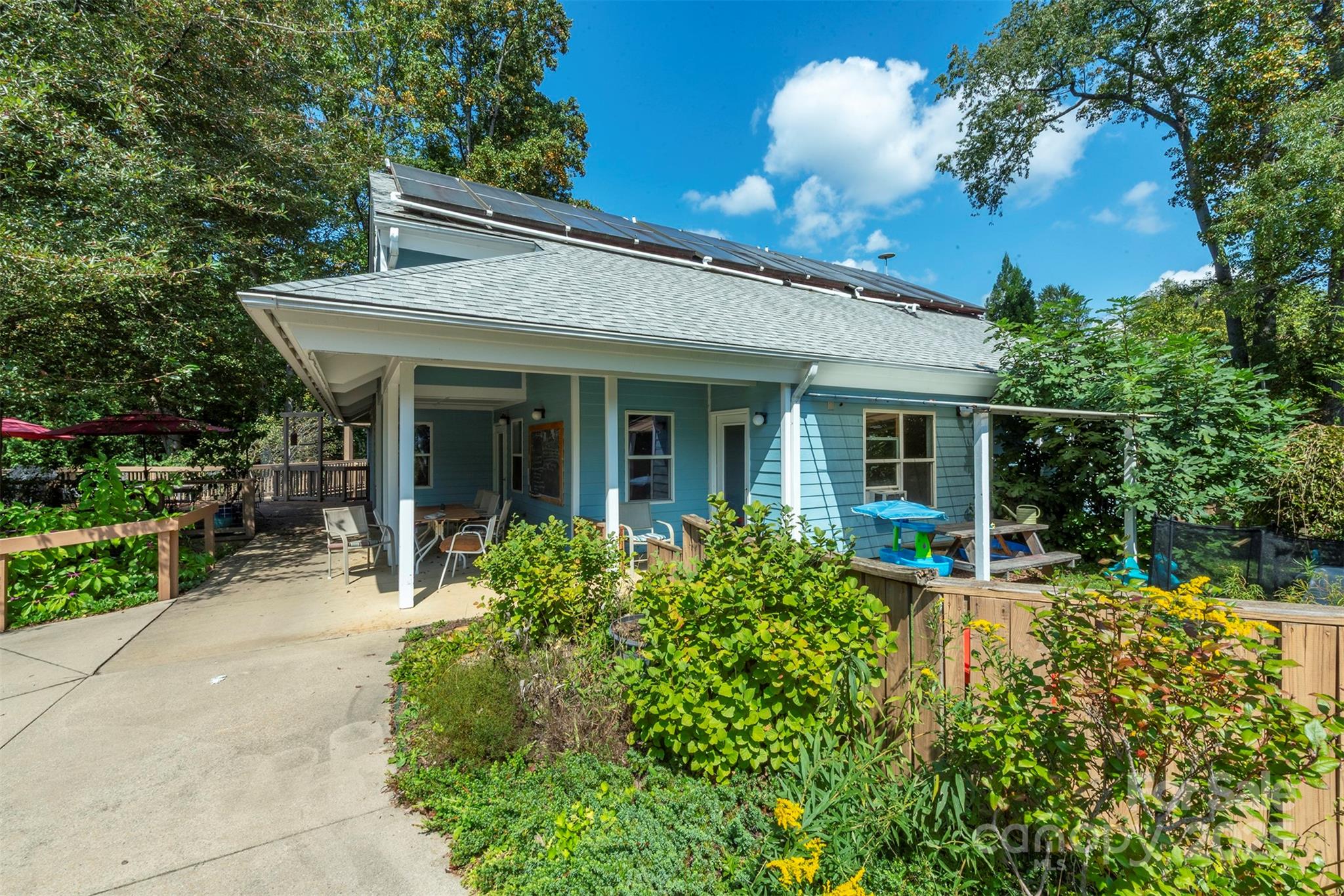 property viewer photo 39