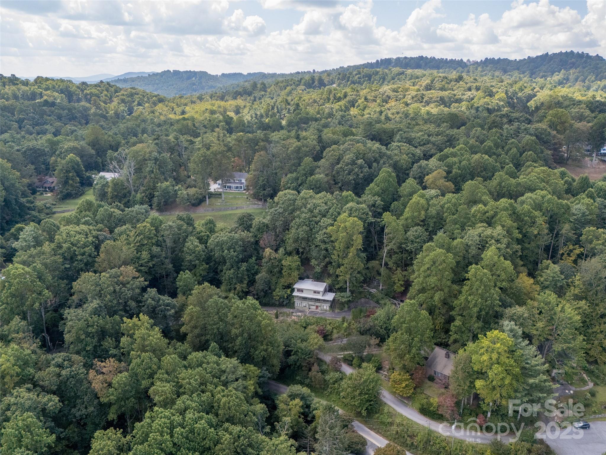 main property photo 27