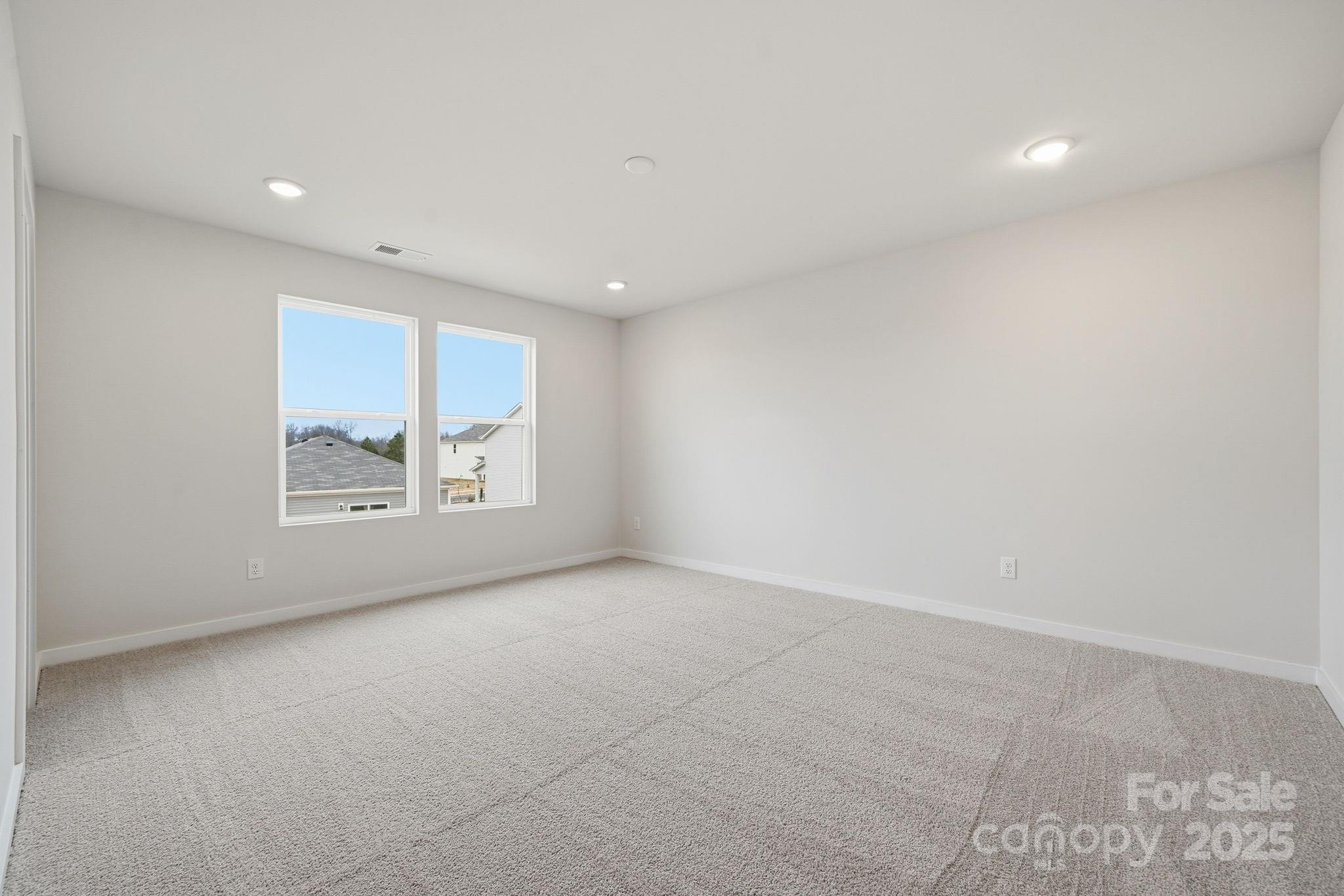 property viewer photo 11