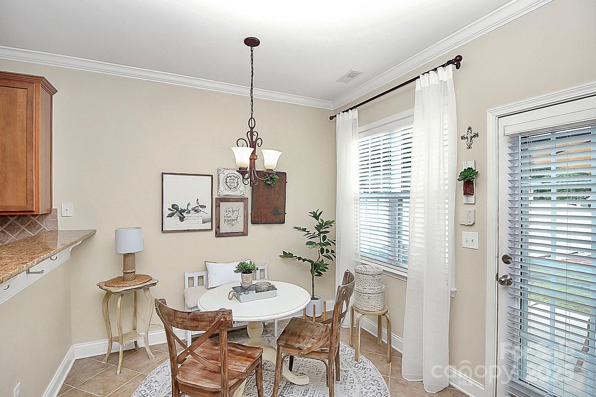 property viewer photo 11
