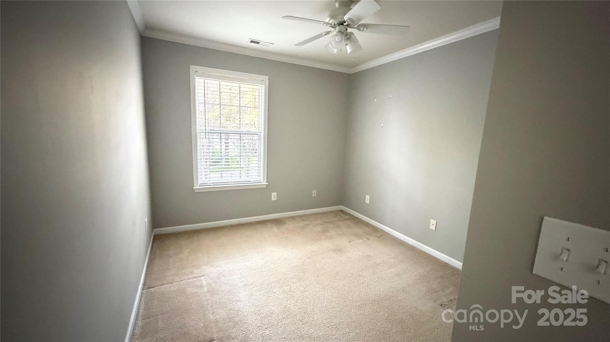 property viewer photo 28