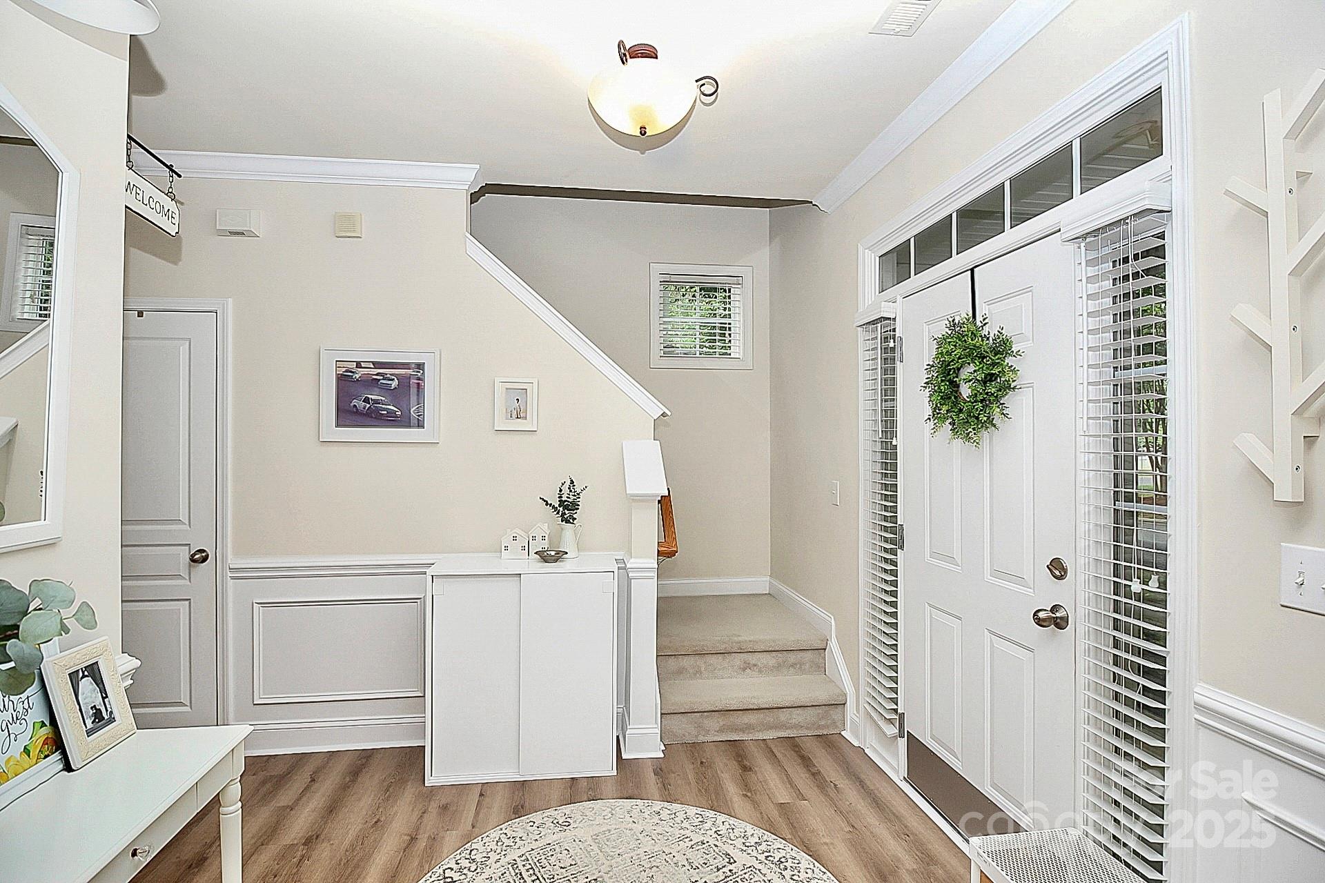 property viewer photo 3