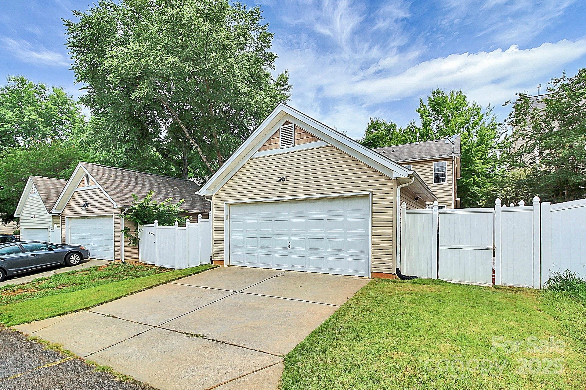 property viewer photo 32