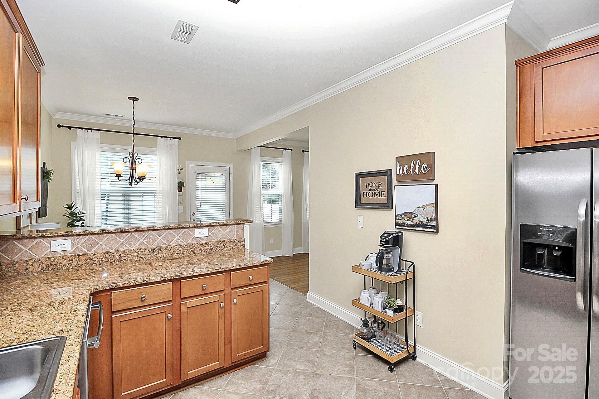 property viewer photo 8