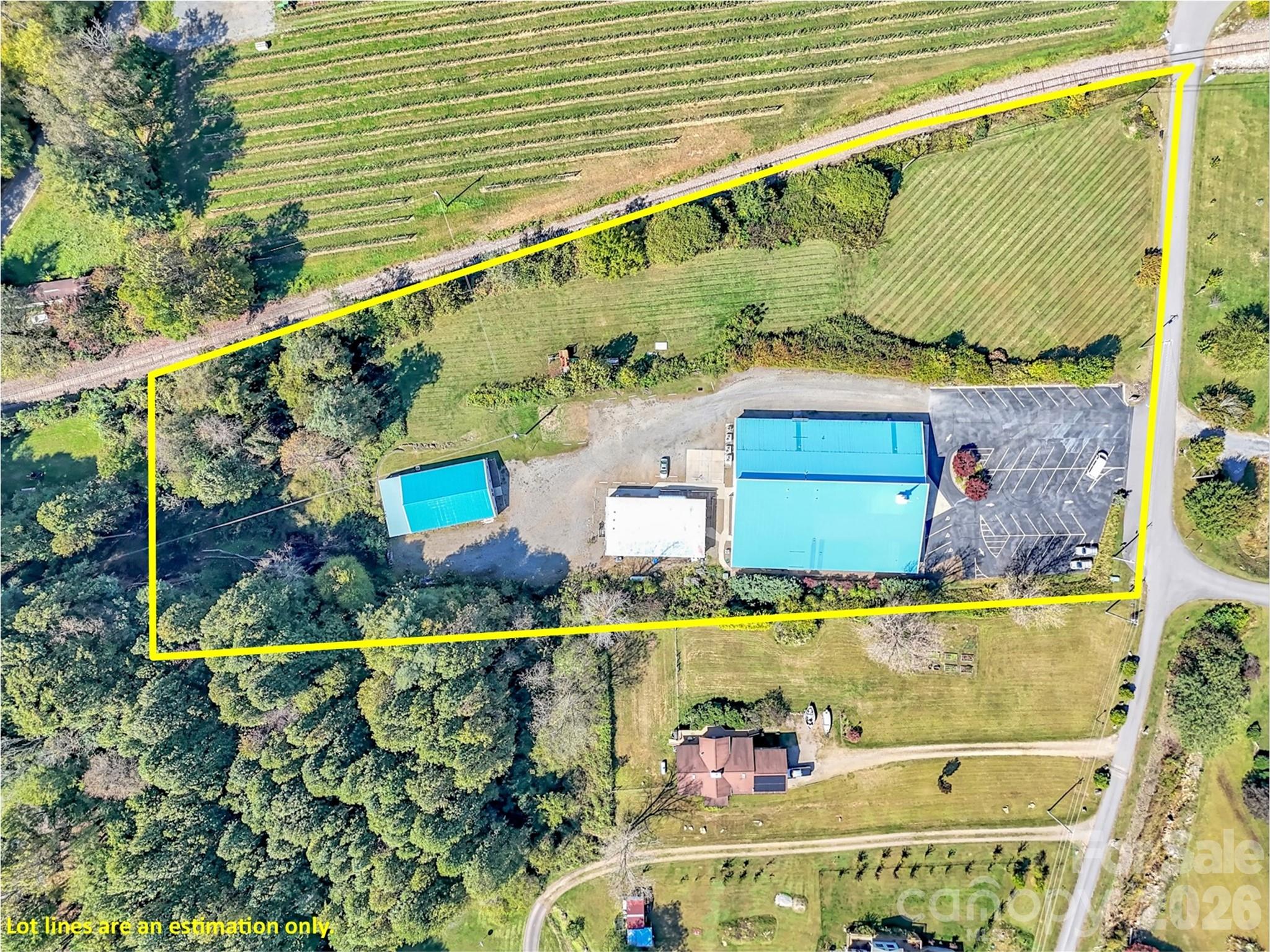 main property photo 2