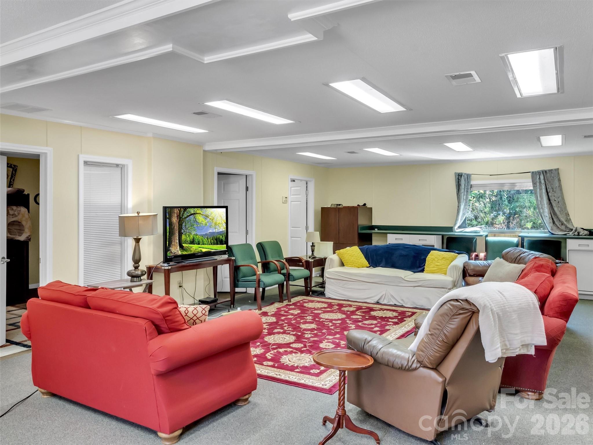 main property photo 39
