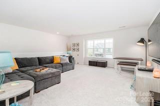 property viewer photo 23