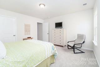 property viewer photo 27