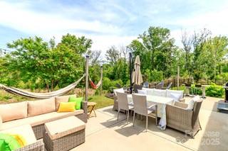 property viewer photo 35