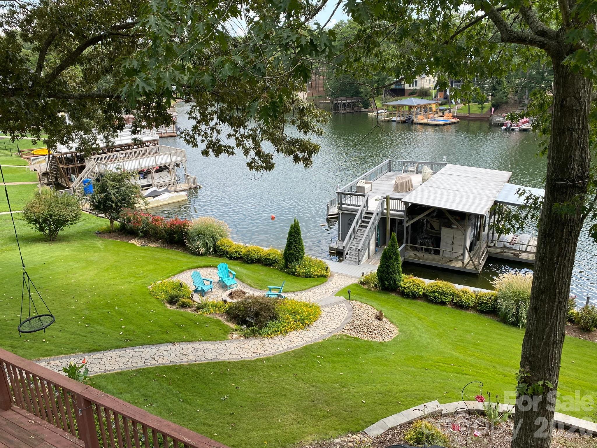 main property photo 40
