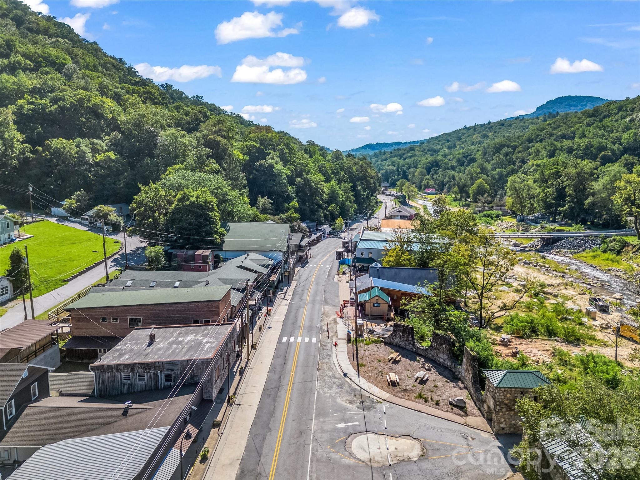 main property photo 35