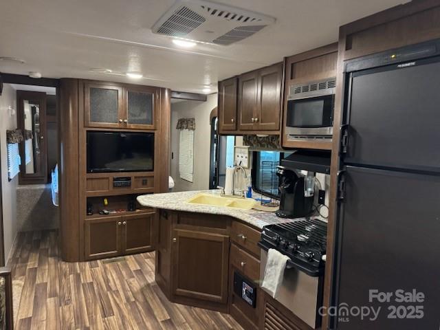 property viewer photo 8