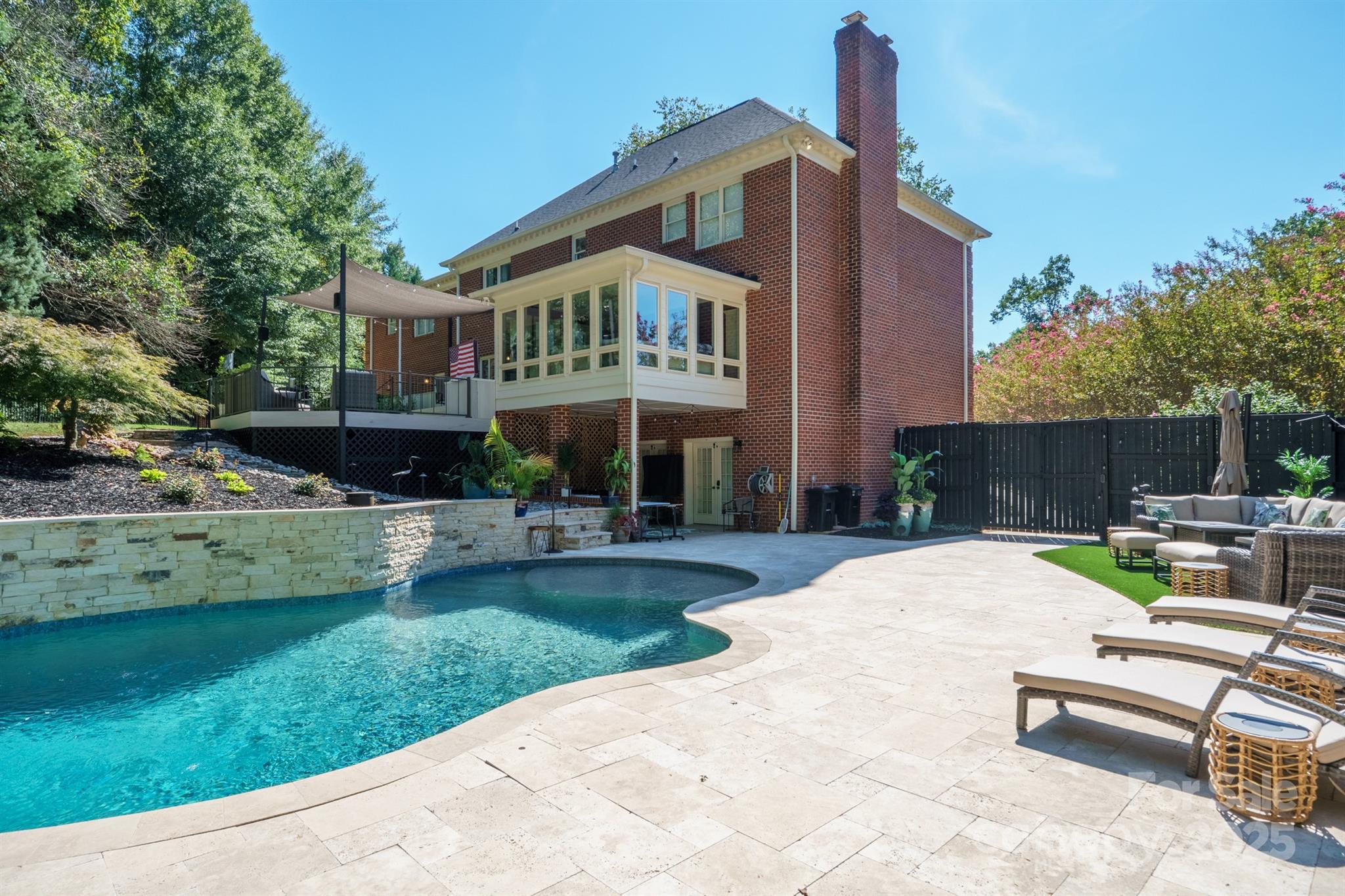 main property photo 46